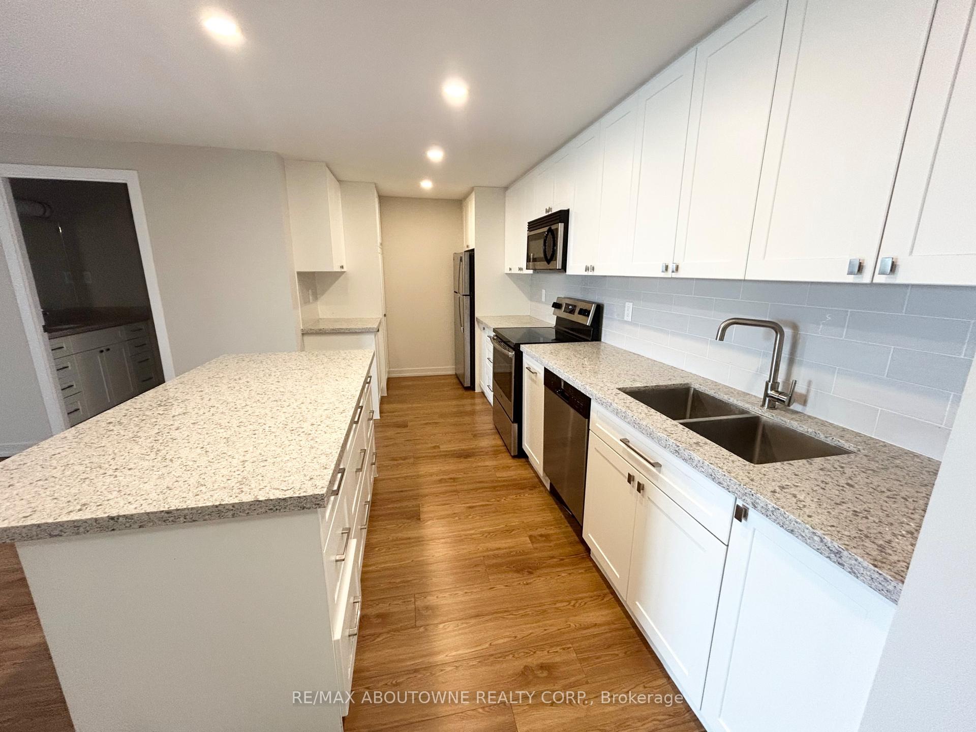 Photo 5 of Unit 1110, 82 Millside Drive, Milton, Old Milton — HOMEH