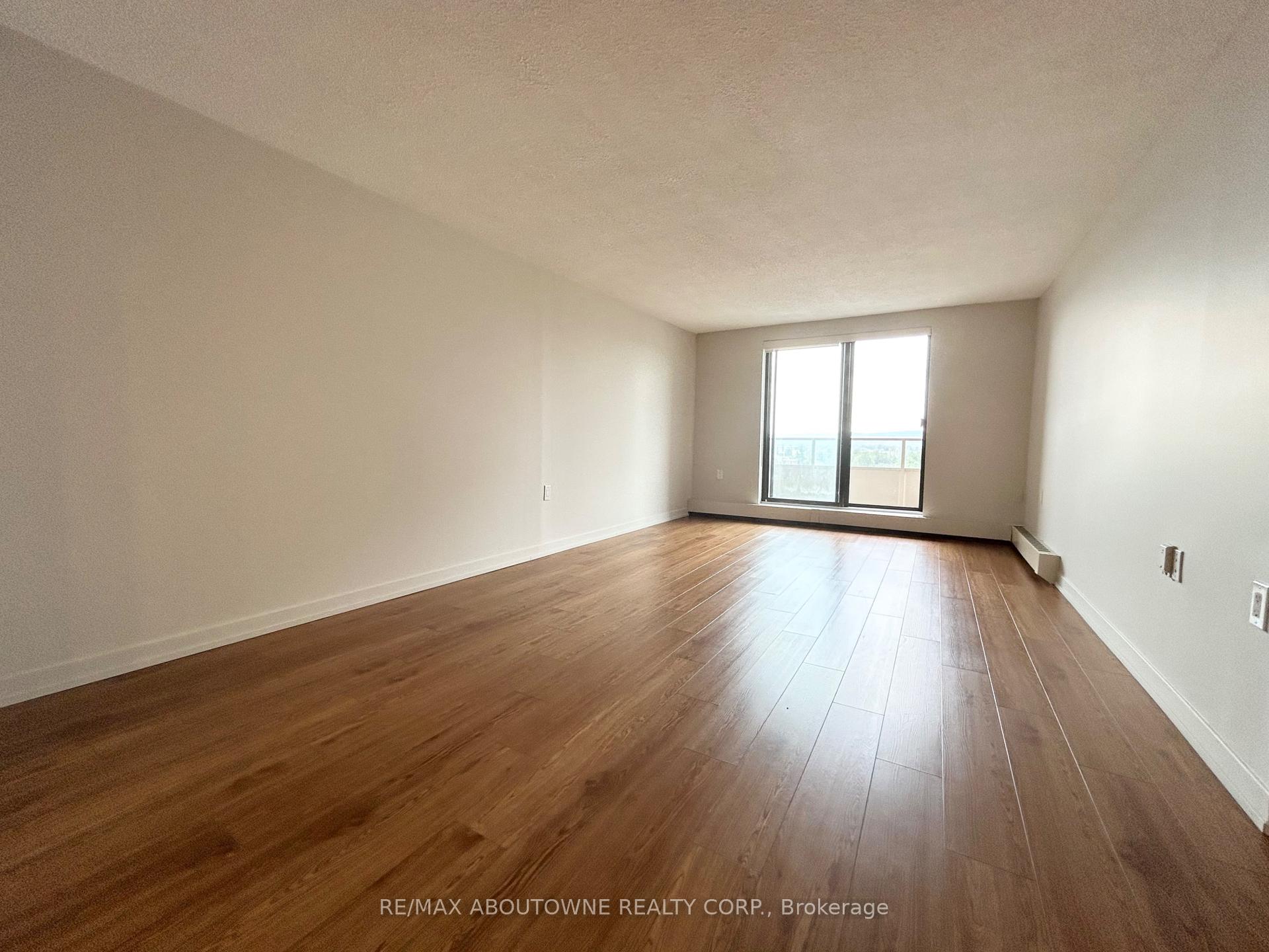 Photo 9 of Unit 1110, 82 Millside Drive, Milton, Old Milton — HOMEH