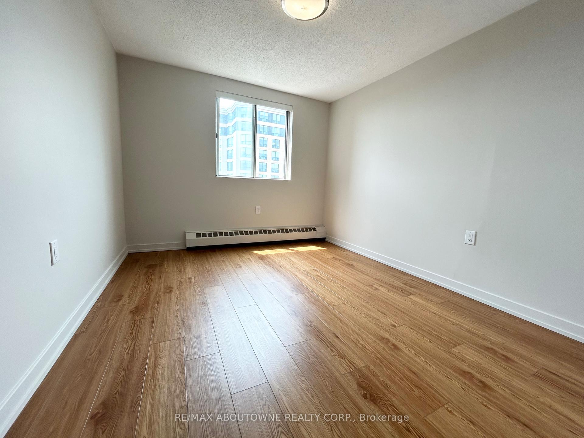 Photo 11 of Unit 1110, 82 Millside Drive, Milton, Old Milton — HOMEH