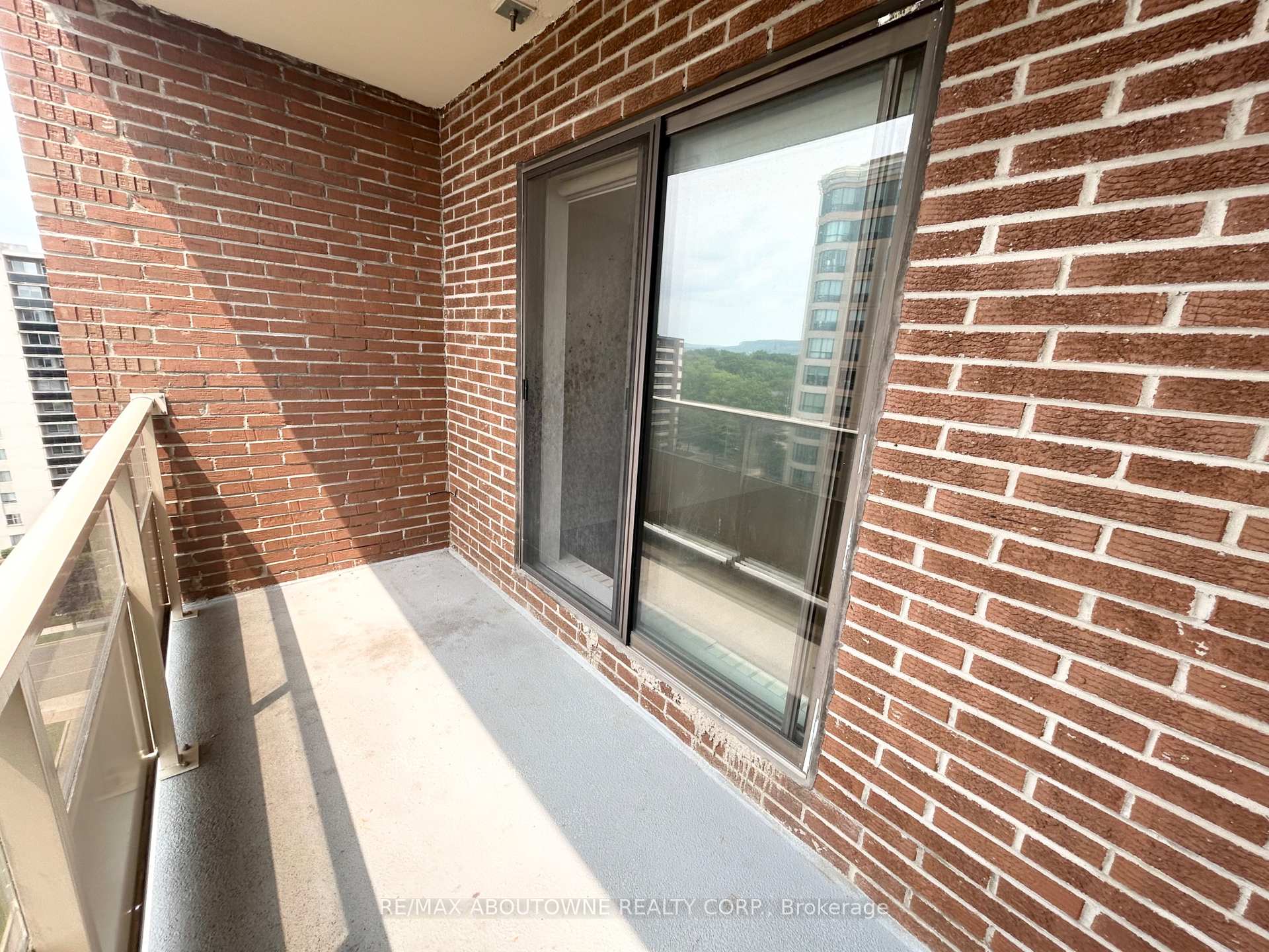 Photo 13 of Unit 1110, 82 Millside Drive, Milton, Old Milton — HOMEH
