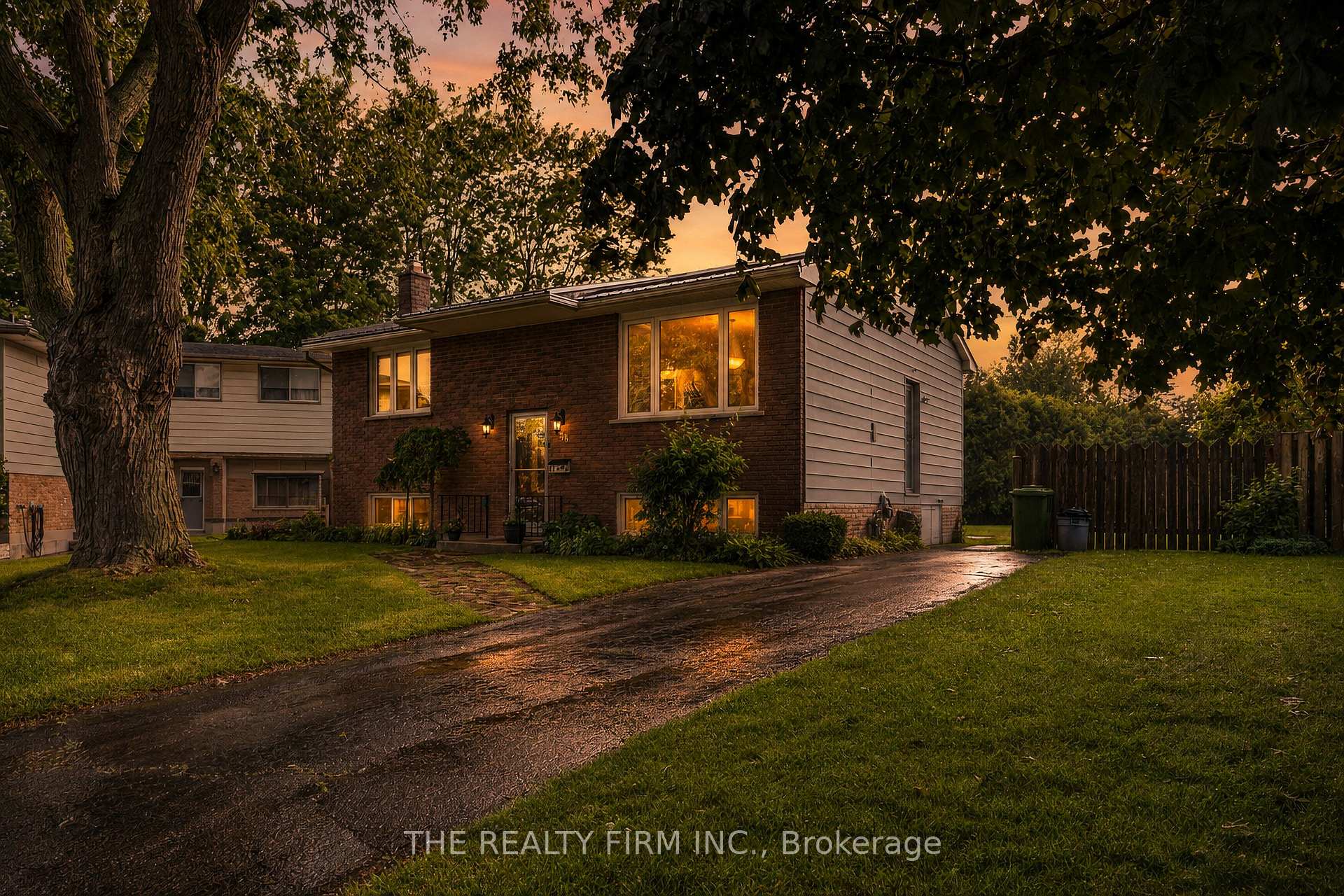 Photo 4 of 38 Taylor Crescent, St. Thomas — HOMEH
