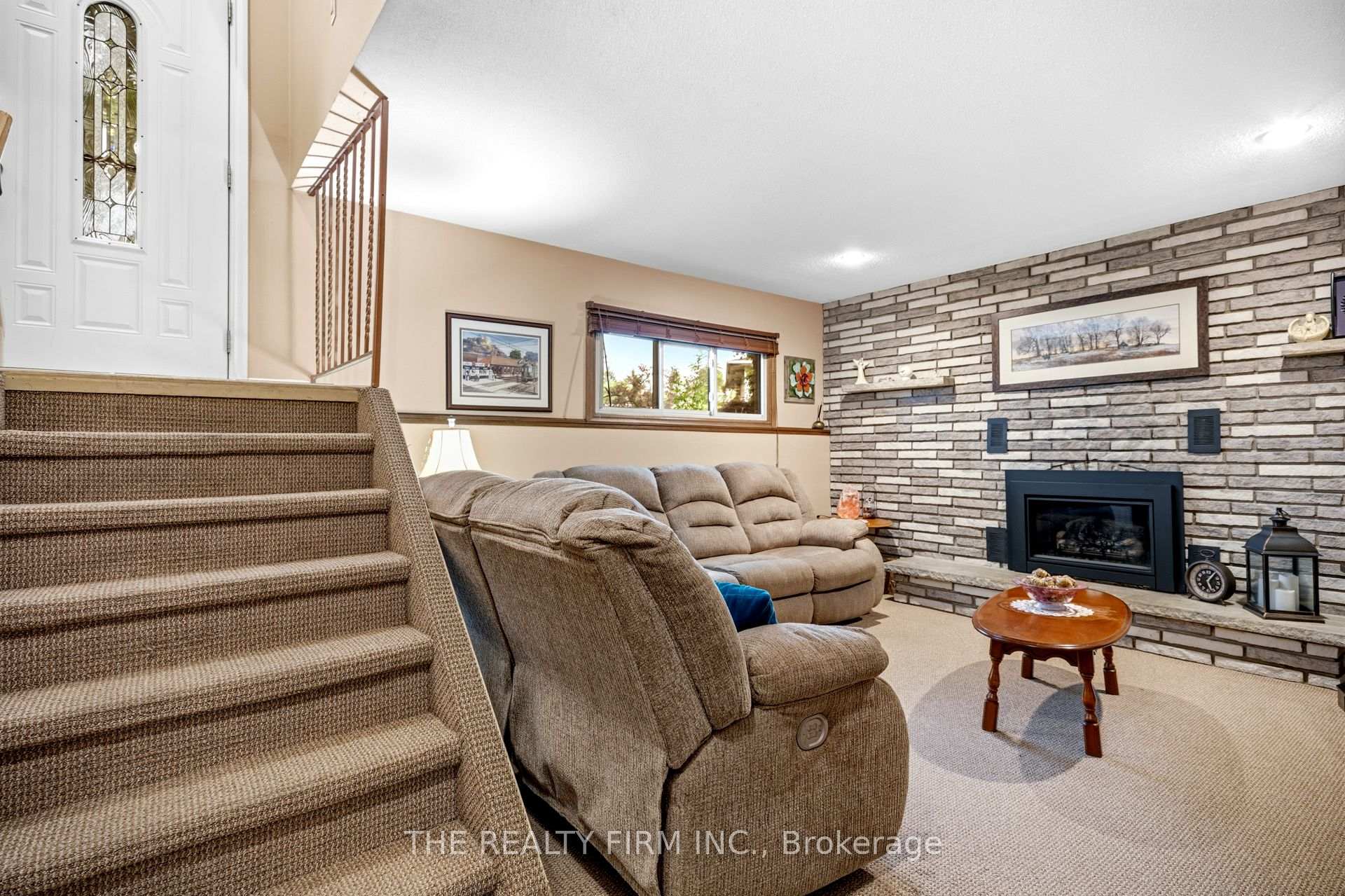 Photo 16 of 38 Taylor Crescent, St. Thomas — HOMEH