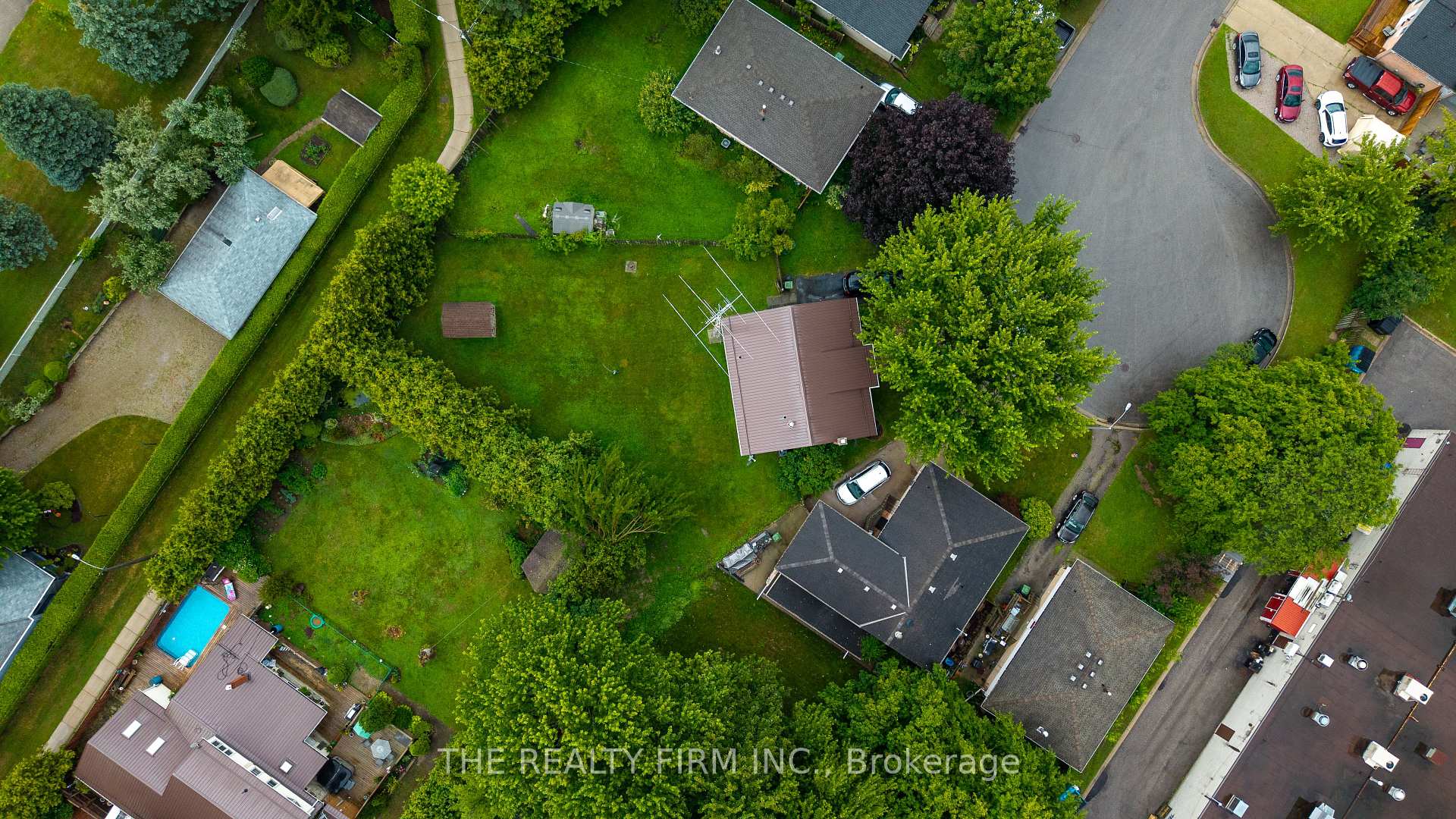 Photo 30 of 38 Taylor Crescent, St. Thomas — HOMEH