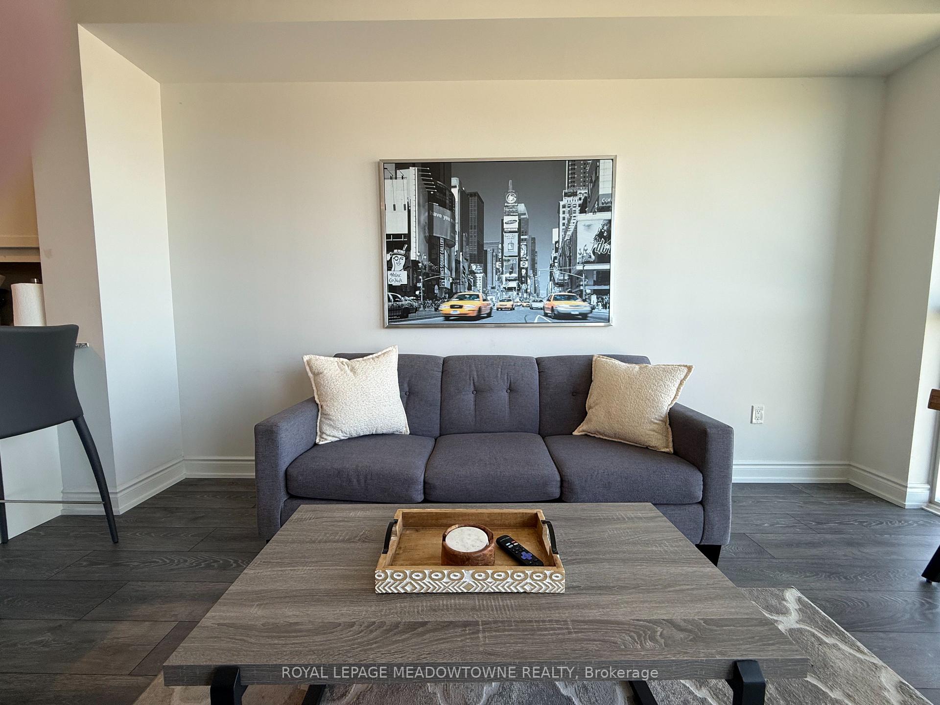 Photo 4 of Unit 512, 1050 Main Street E, Milton, Dempsey — HOMEH