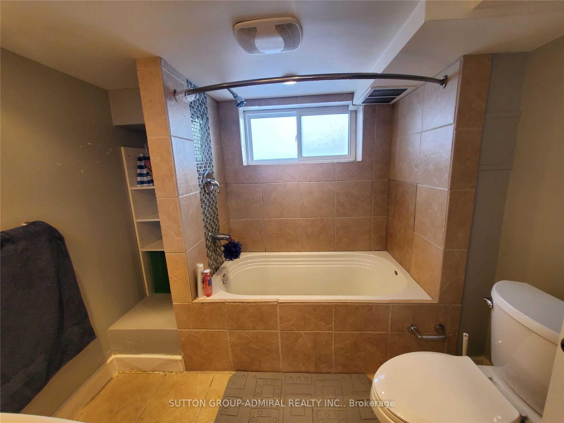 Photo 3 of Unit Lower, 31 Gilpin Avenue, Toronto, Keelesdale-Eglinton West — HOMEH
