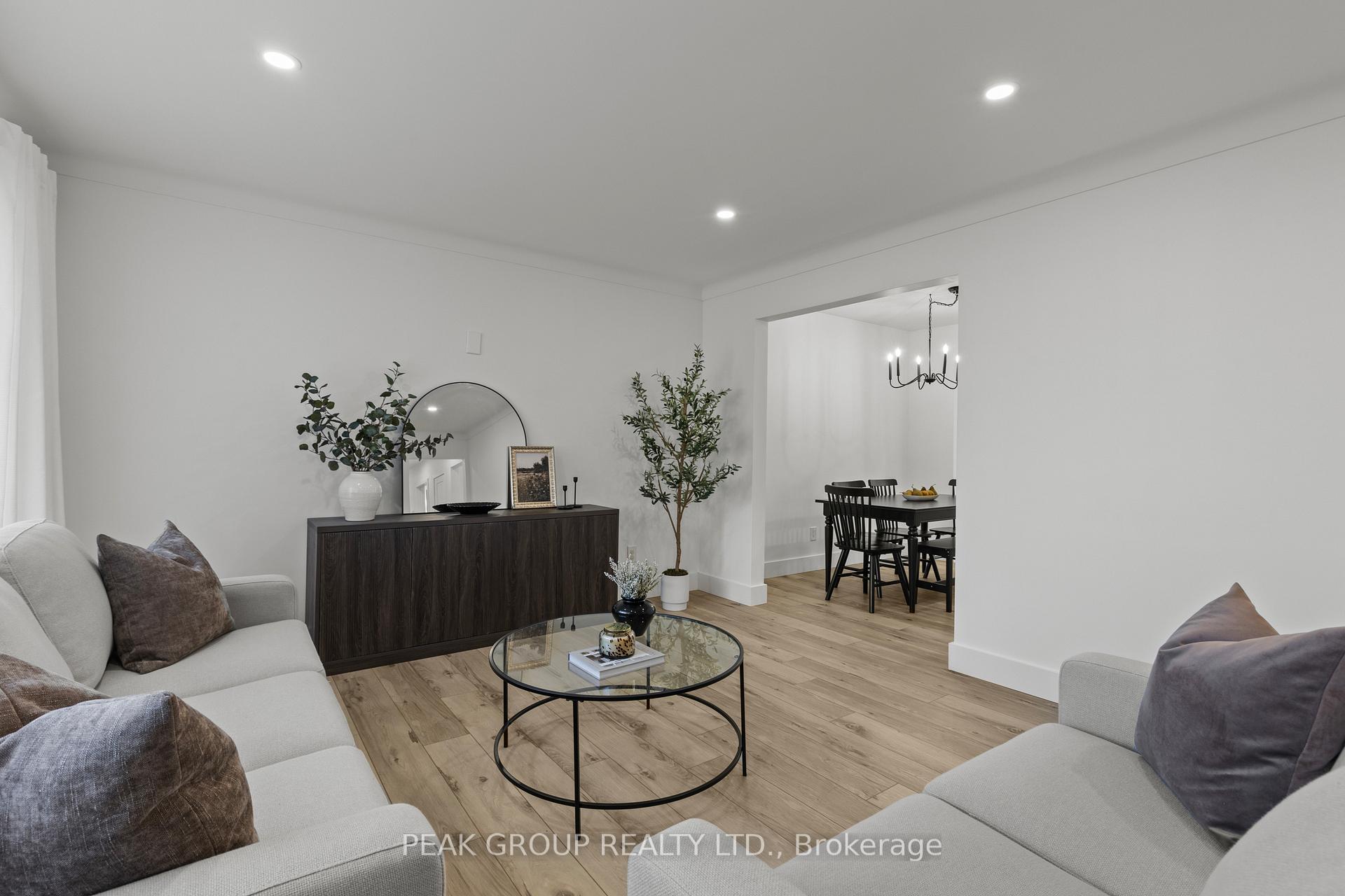 Photo 3 of 3799 Windermere Road, Niagara Falls, Stamford — HOMEH