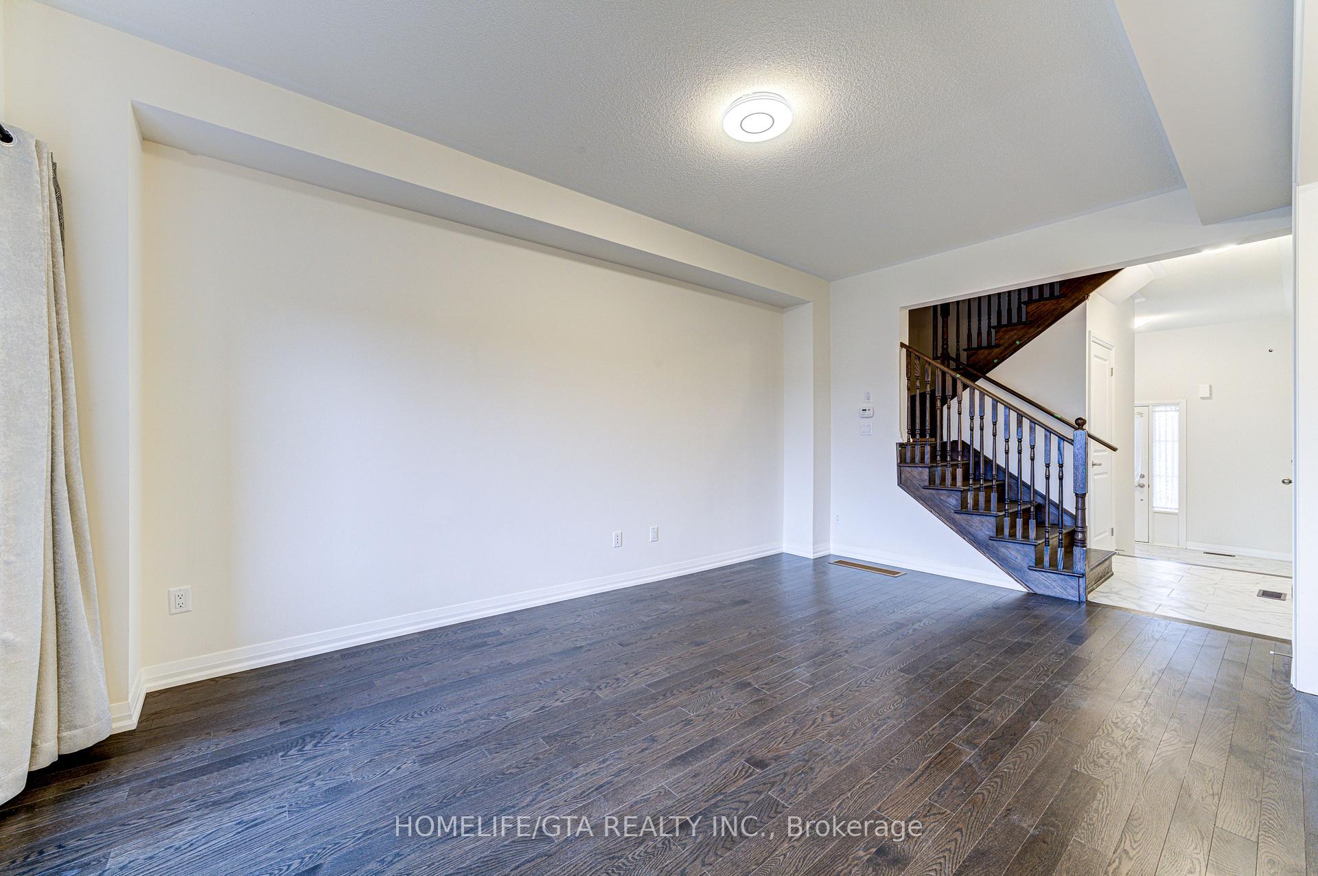 Photo 4 of 168 Union Boulevard, Wasaga Beach — HOMEH