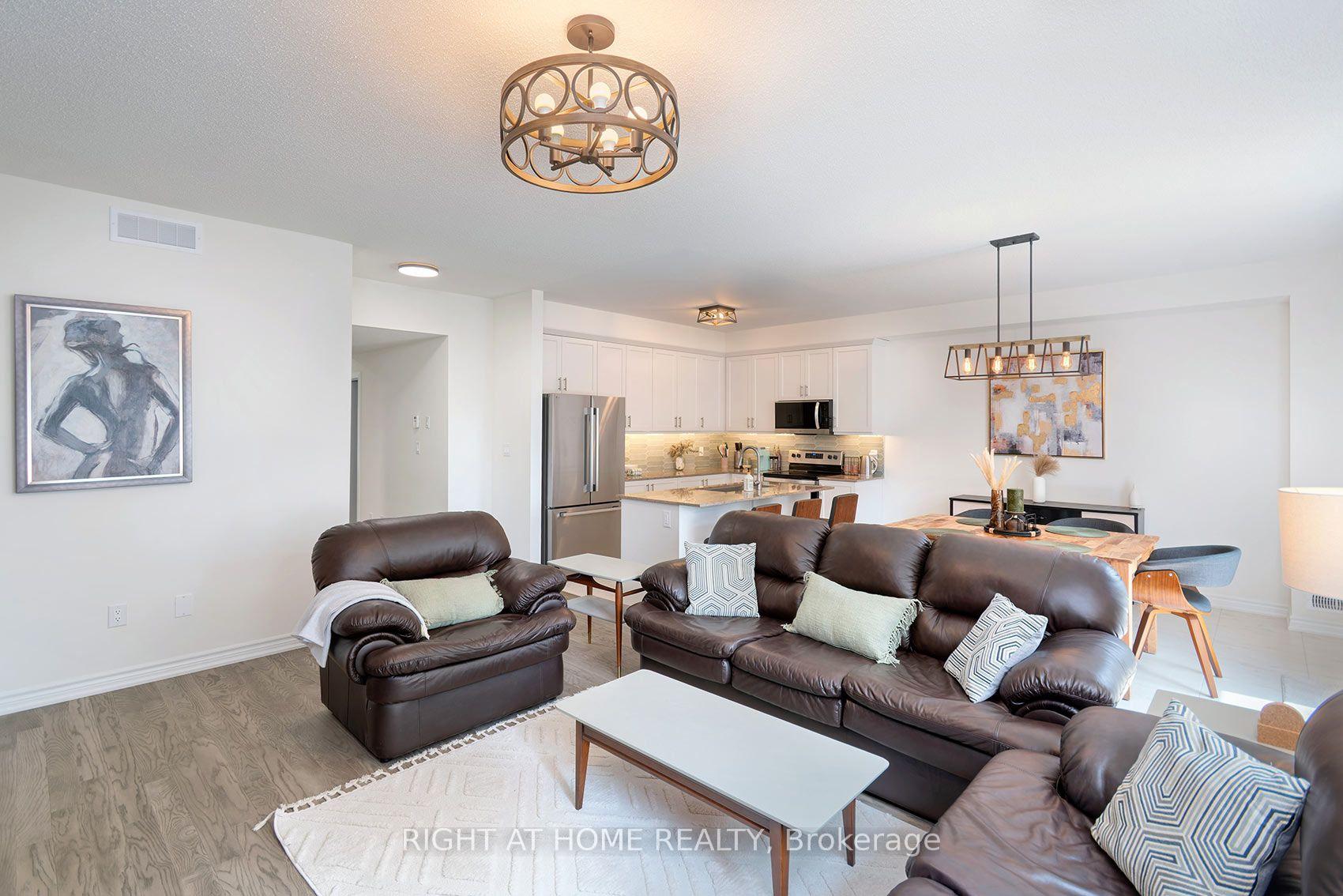 Photo 9 of 19 Hillcroft Way, Kawartha Lakes, Bobcaygeon — HOMEH