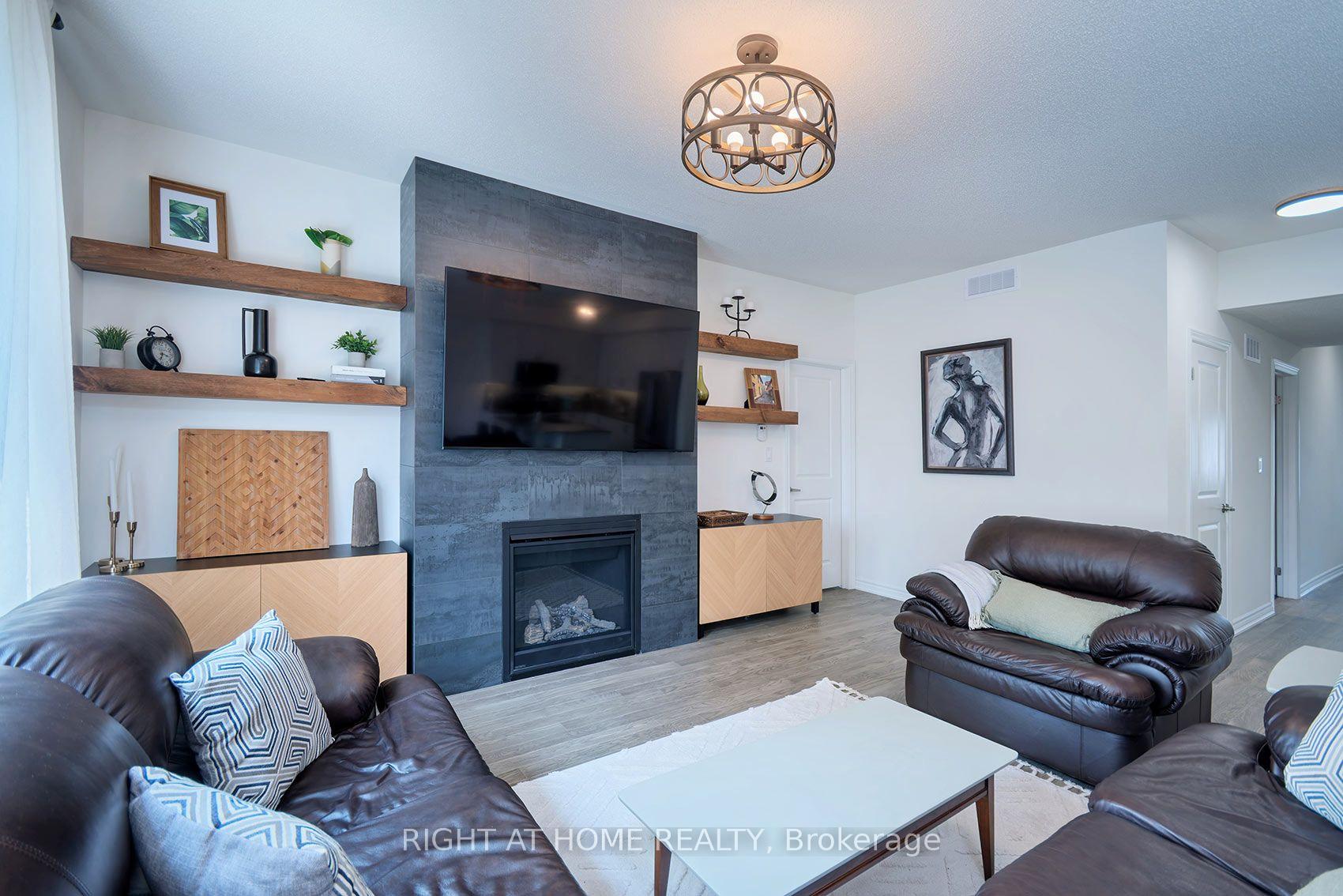 Photo 10 of 19 Hillcroft Way, Kawartha Lakes, Bobcaygeon — HOMEH
