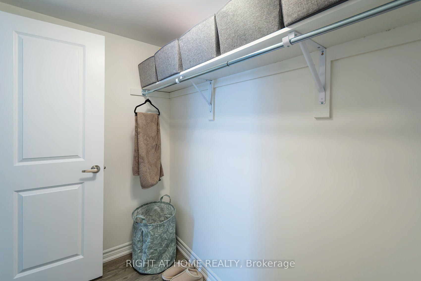 Photo 22 of 19 Hillcroft Way, Kawartha Lakes, Bobcaygeon — HOMEH