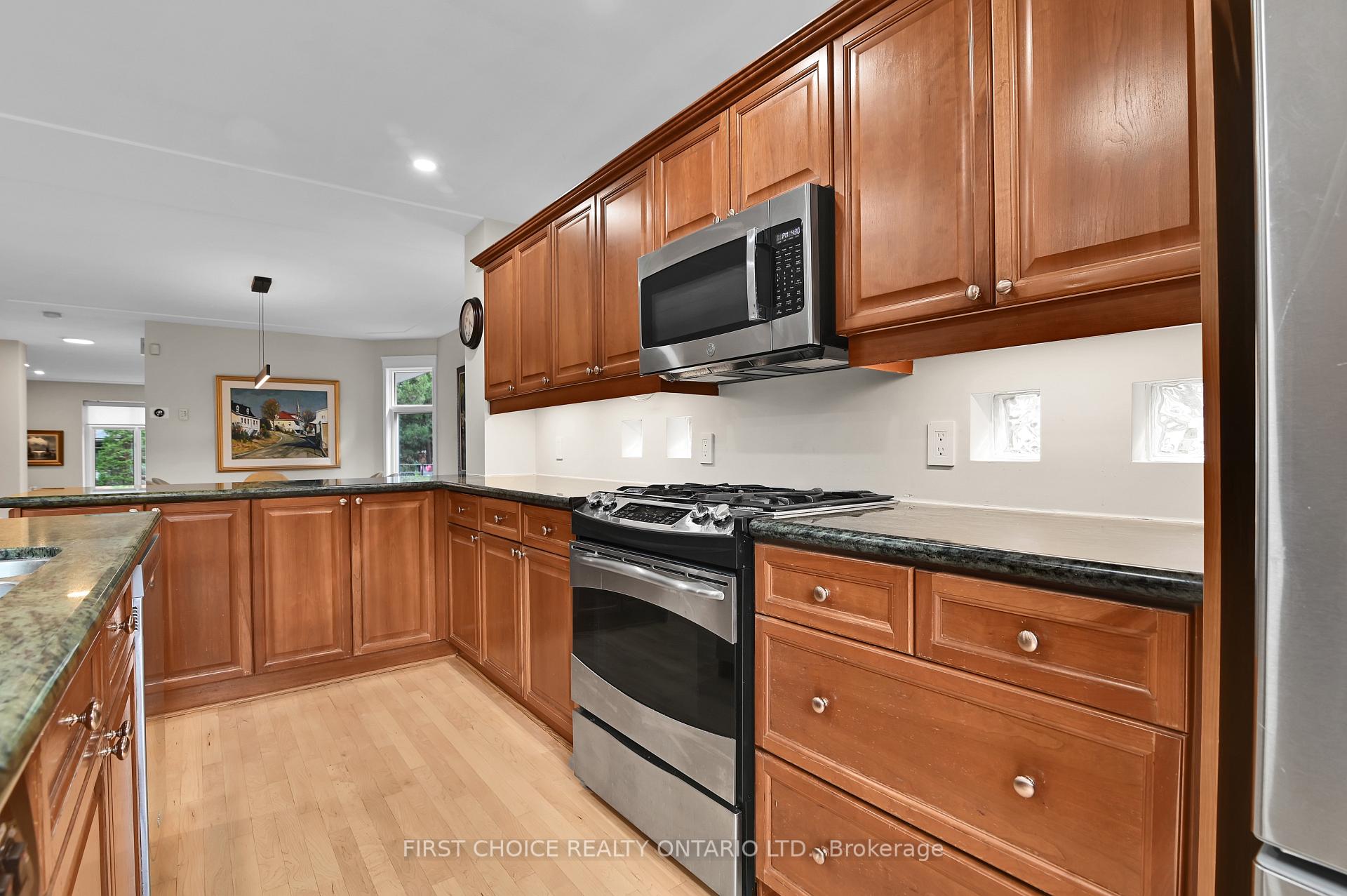 Photo 12 of 259 Second Avenue, Ottawa, Glebe — HOMEH