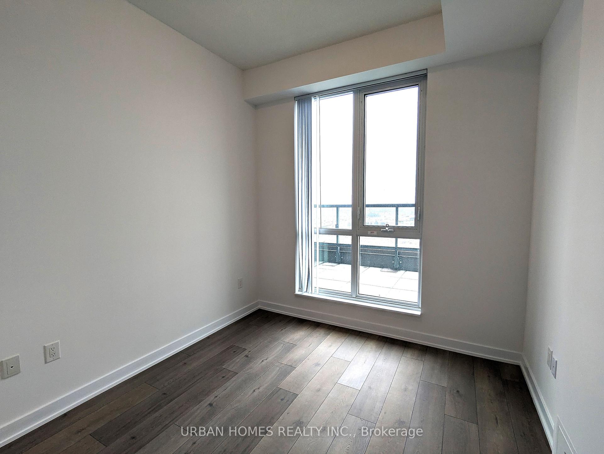 Photo 7 of Unit 1205, 38 Honeycrisp Crescent, Vaughan, Vaughan Corporate Centre — HOMEH
