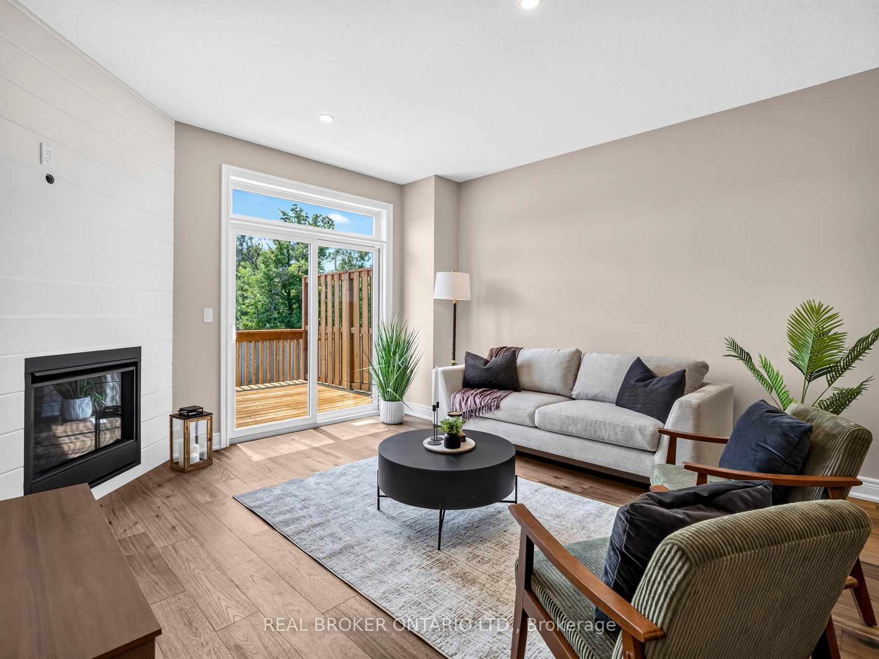 Photo 6 of 20 Austin Drive, Welland, West Welland — HOMEH