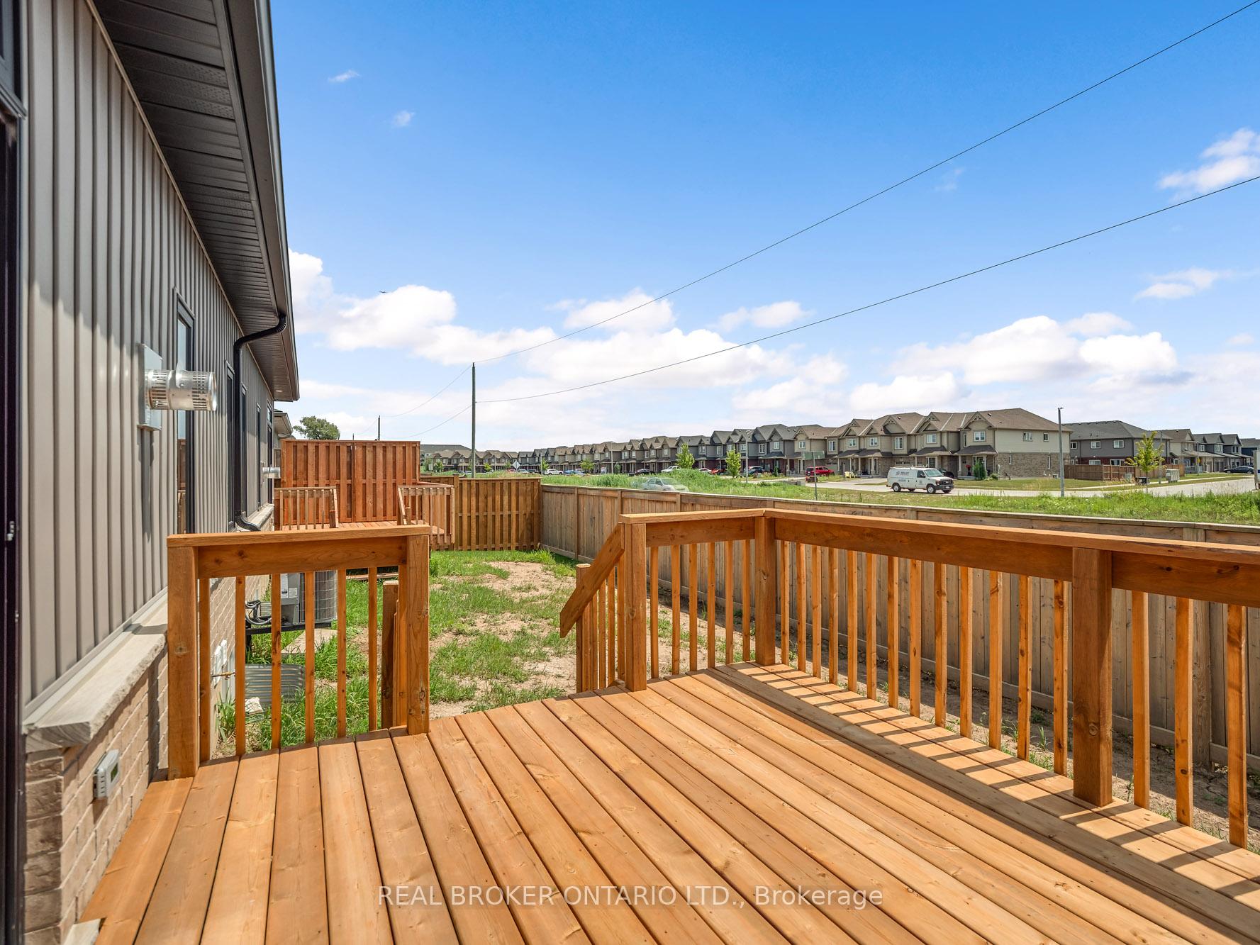 Photo 31 of 20 Austin Drive, Welland, West Welland — HOMEH