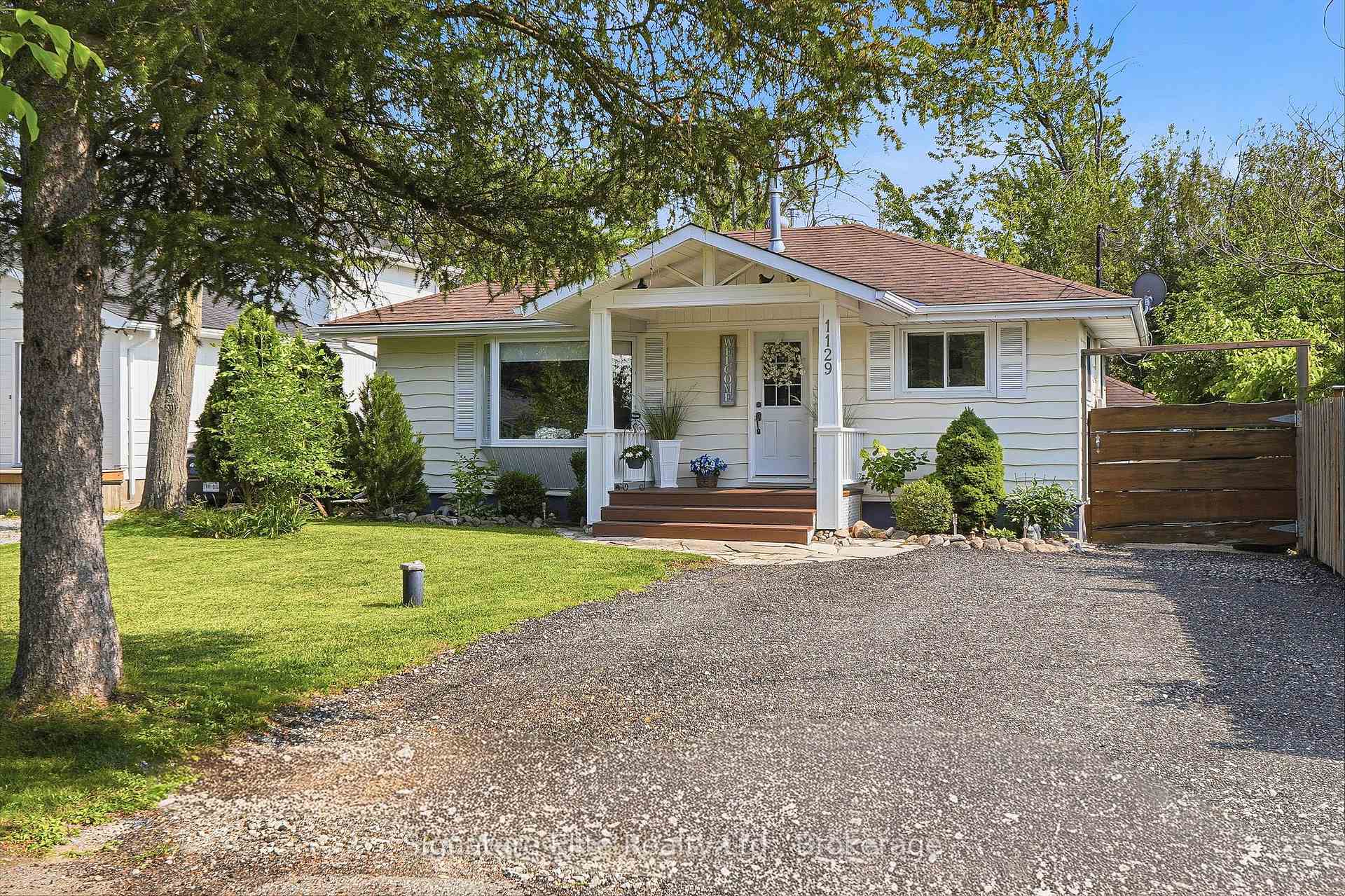 Photo 6 of 1129 Lindy Lane, Innisfil, Gilford — HOMEH