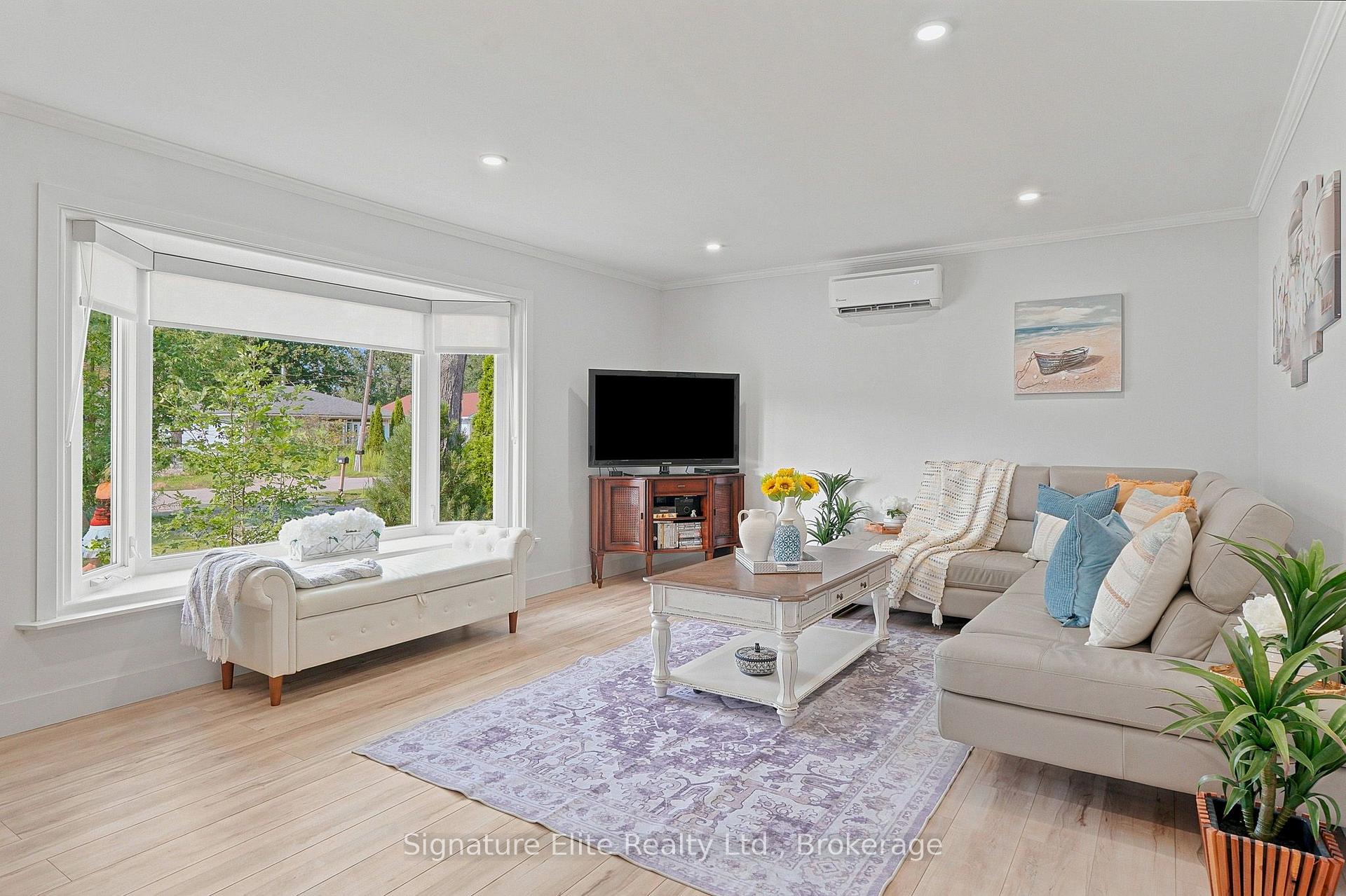 Photo 10 of 1129 Lindy Lane, Innisfil, Gilford — HOMEH