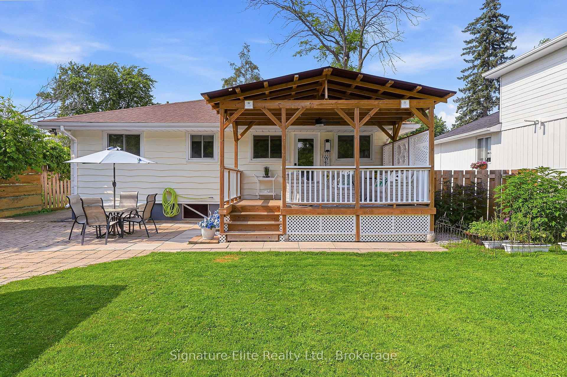 Photo 22 of 1129 Lindy Lane, Innisfil, Gilford — HOMEH