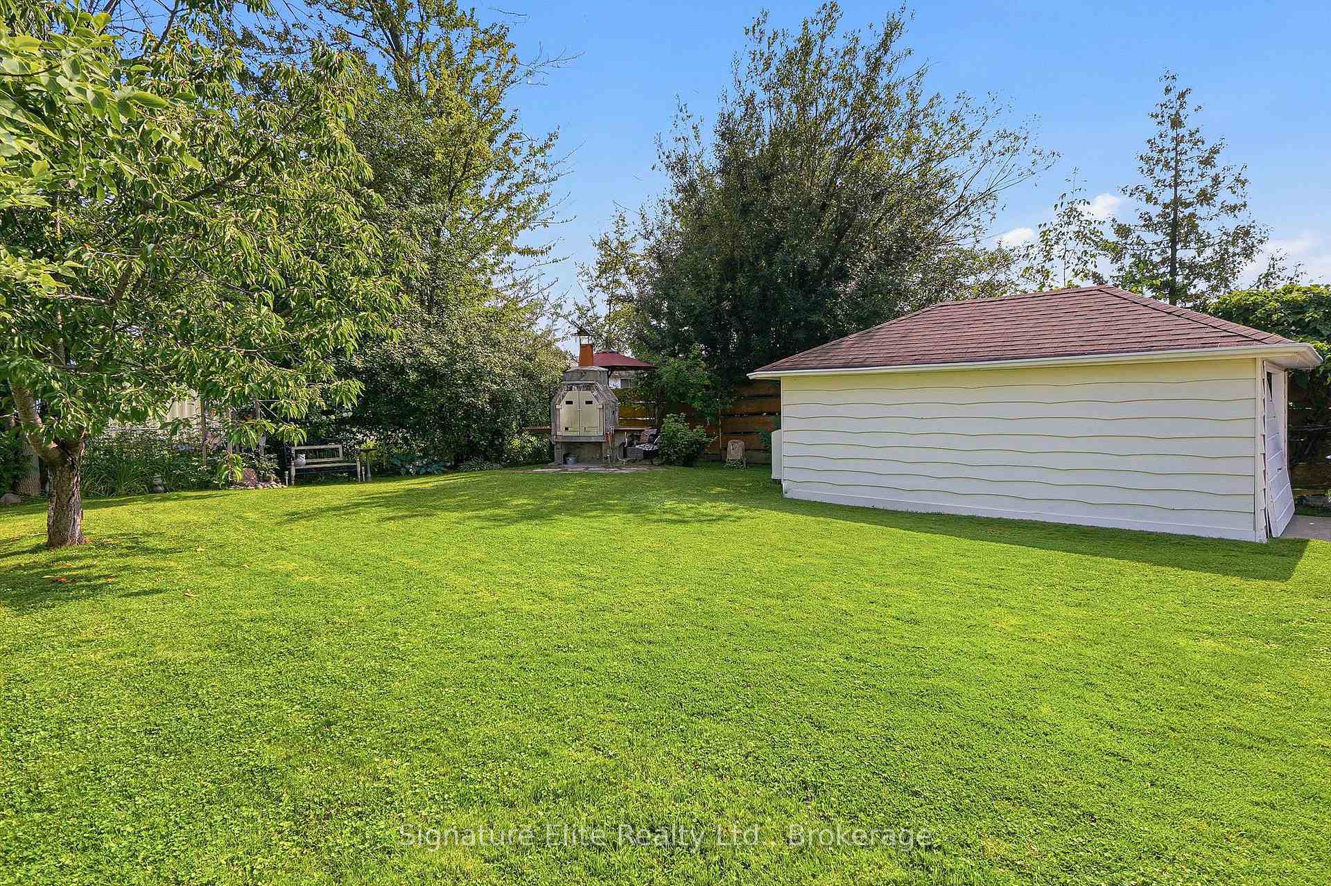 Photo 26 of 1129 Lindy Lane, Innisfil, Gilford — HOMEH
