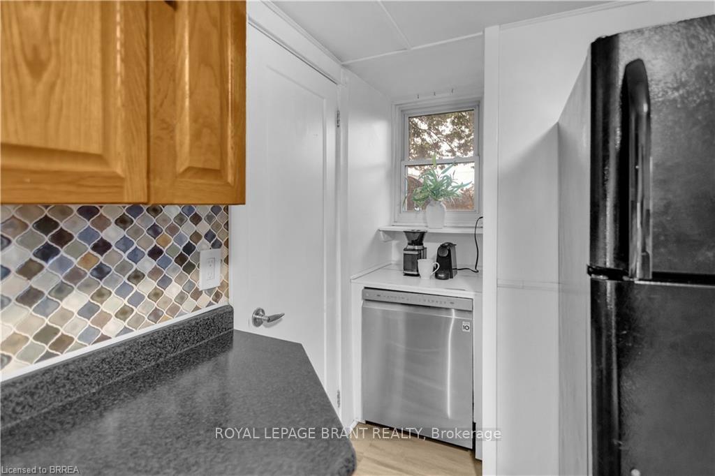 Photo 13 of 10 Bishop Street, Brantford, Eagle Place — HOMEH