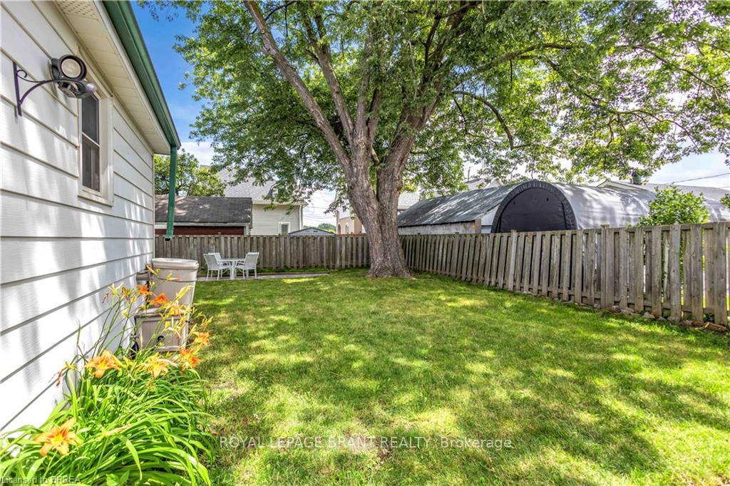 Photo 27 of 10 Bishop Street, Brantford, Eagle Place — HOMEH
