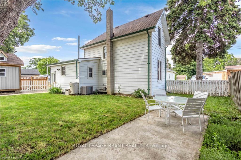 Photo 31 of 10 Bishop Street, Brantford, Eagle Place — HOMEH