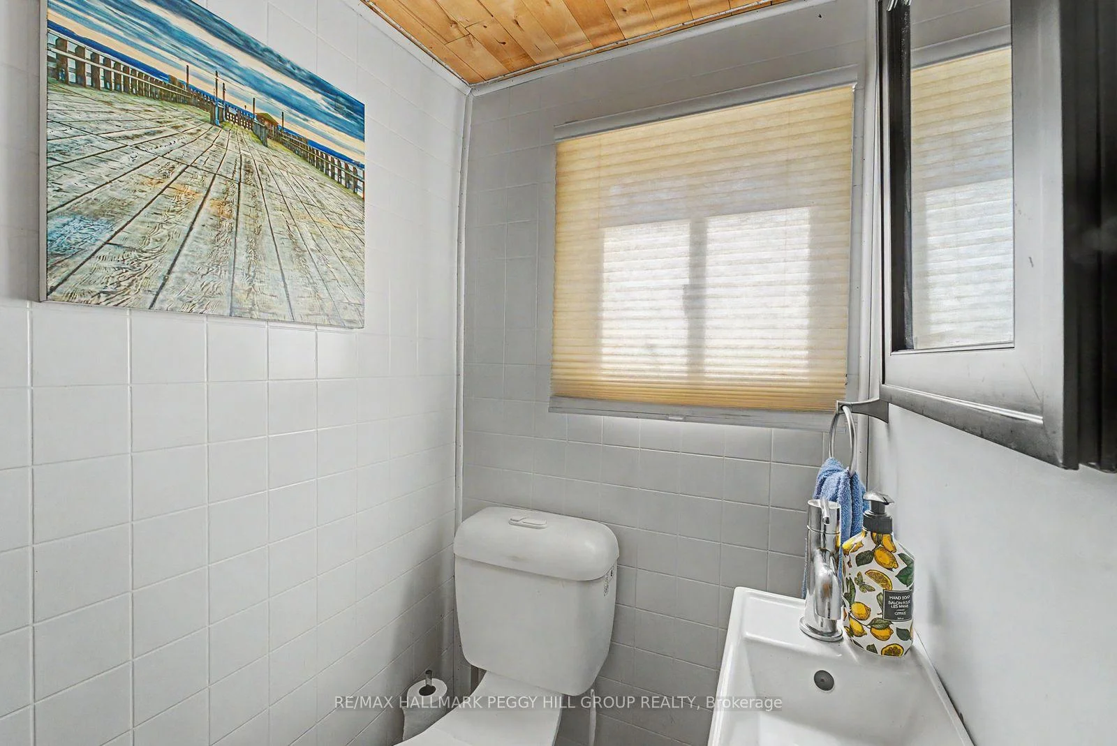 Photo 24 of 60 Laidlaw Street, Wasaga Beach — HOMEH