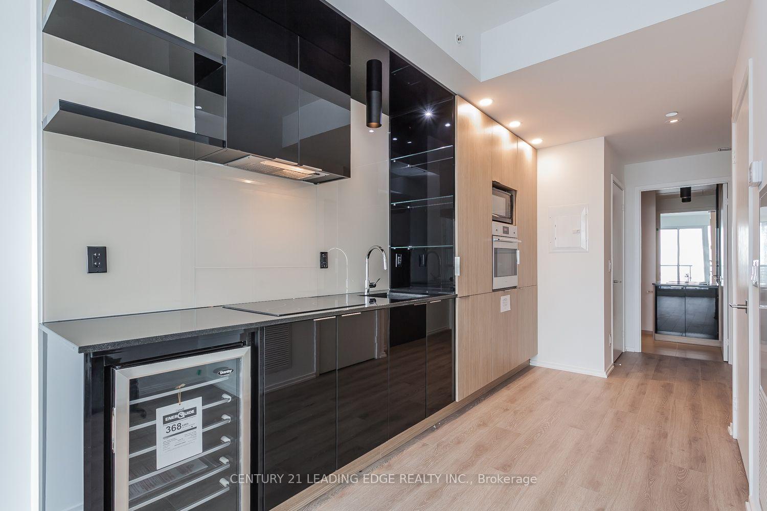 Photo 10 of Unit 4409, 70 Temperance Street, Toronto, Bay Street Corridor — HOMEH