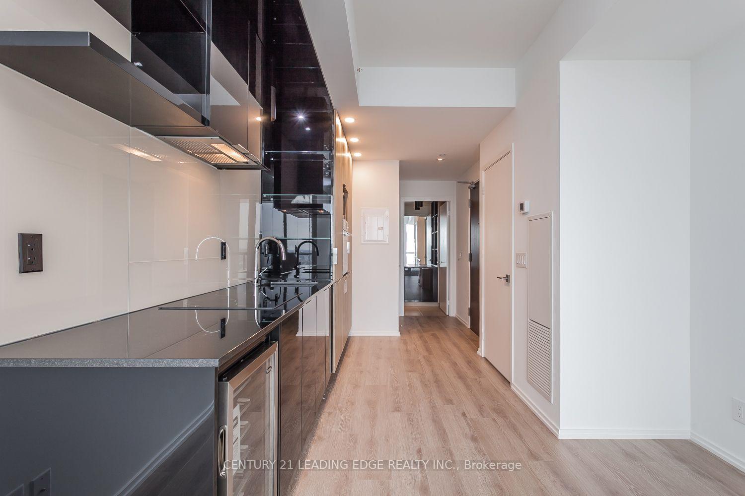 Photo 14 of Unit 4409, 70 Temperance Street, Toronto, Bay Street Corridor — HOMEH