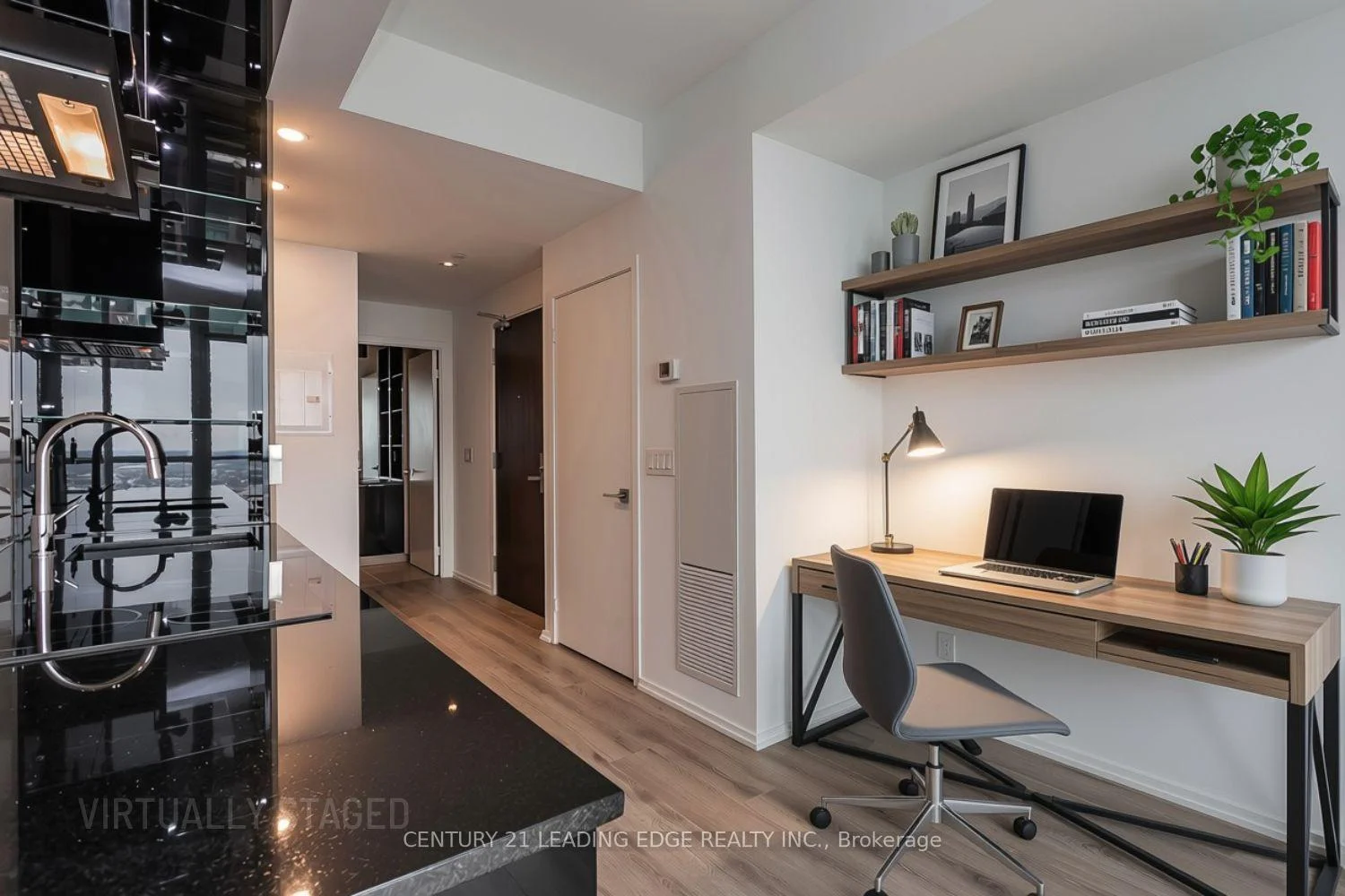 Photo 13 of Unit 4409, 70 Temperance Street, Toronto, Bay Street Corridor — HOMEH