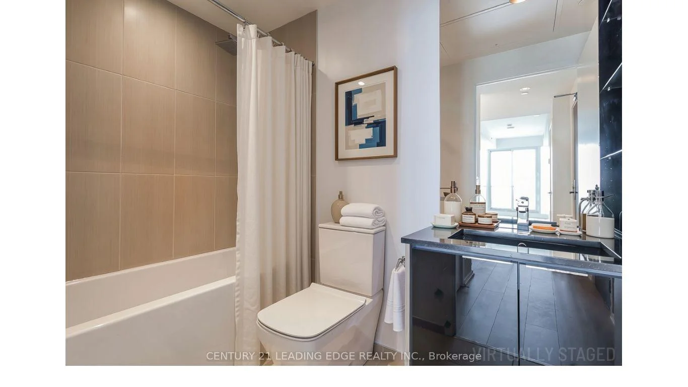 Photo 15 of Unit 4409, 70 Temperance Street, Toronto, Bay Street Corridor — HOMEH