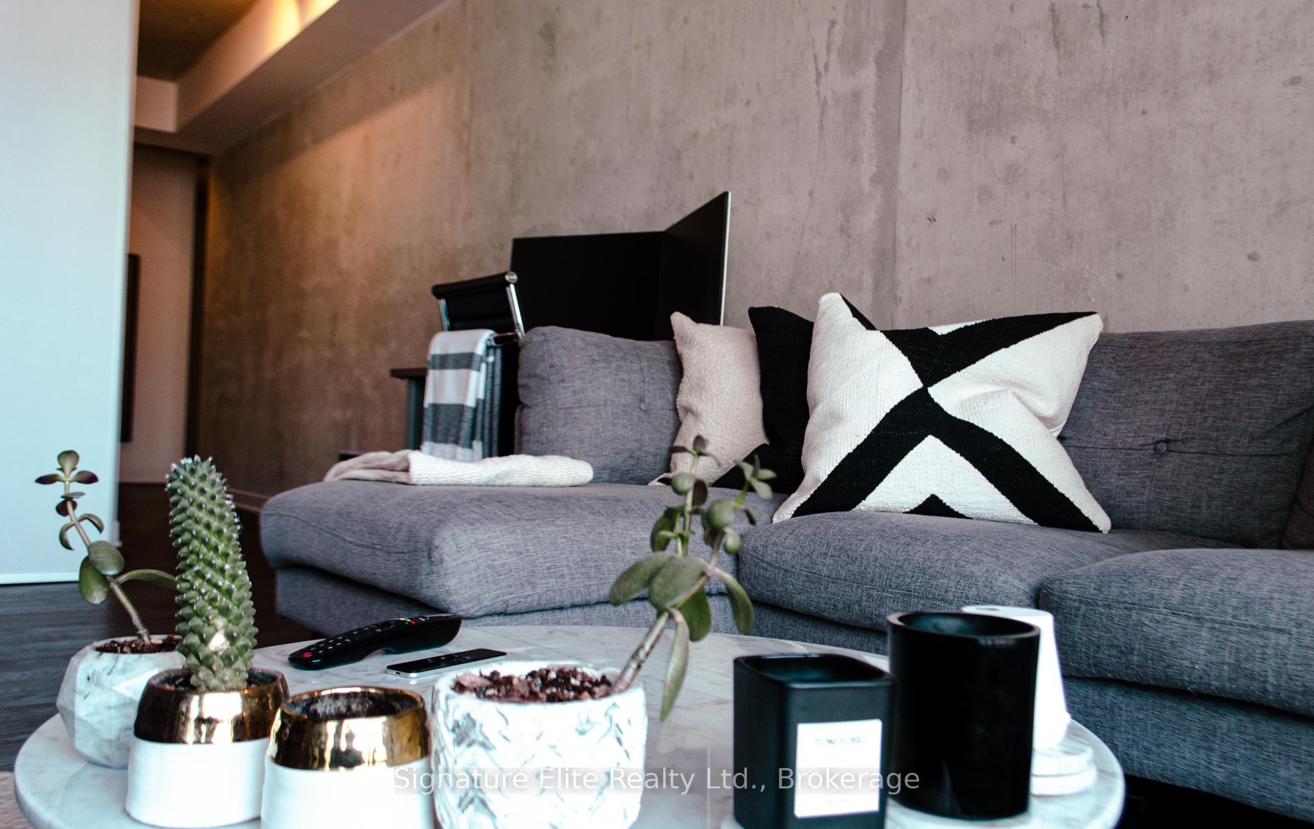 Photo 1 of Unit 521, 318 King Street E, Toronto, Moss Park — HOMEH