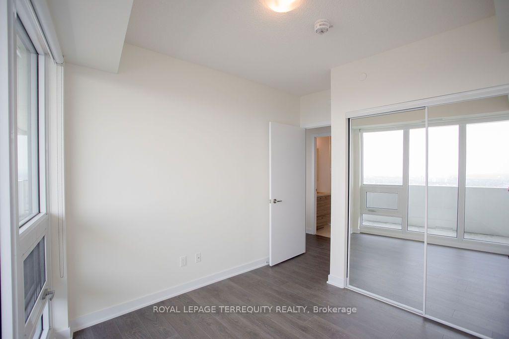 Photo 9 of Unit 4609, 2221 Yonge Street, Toronto, Mount Pleasant West — HOMEH