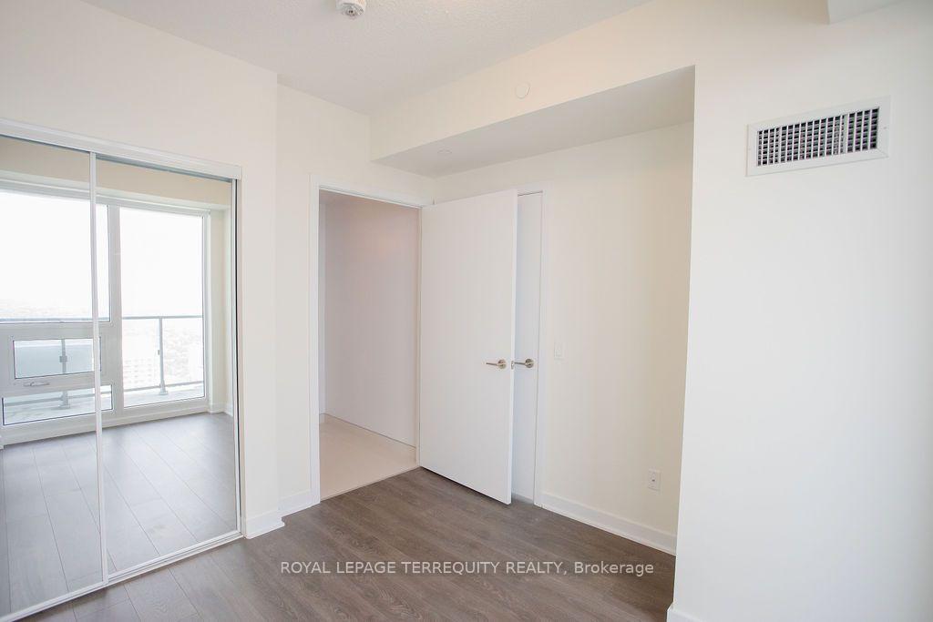 Photo 15 of Unit 4609, 2221 Yonge Street, Toronto, Mount Pleasant West — HOMEH