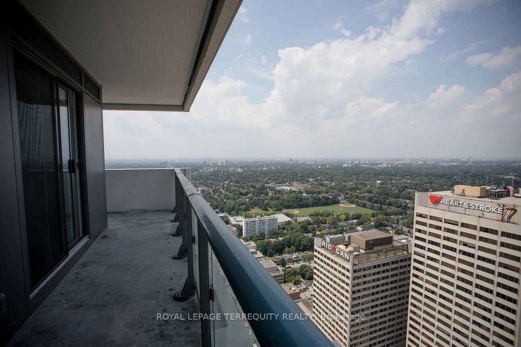 Photo 21 of Unit 4609, 2221 Yonge Street, Toronto, Mount Pleasant West — HOMEH