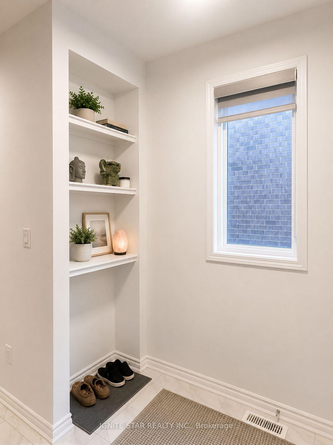 Photo 5 of 1246 Wheat Boom Drive, Oakville, Joshua Meadows — HOMEH