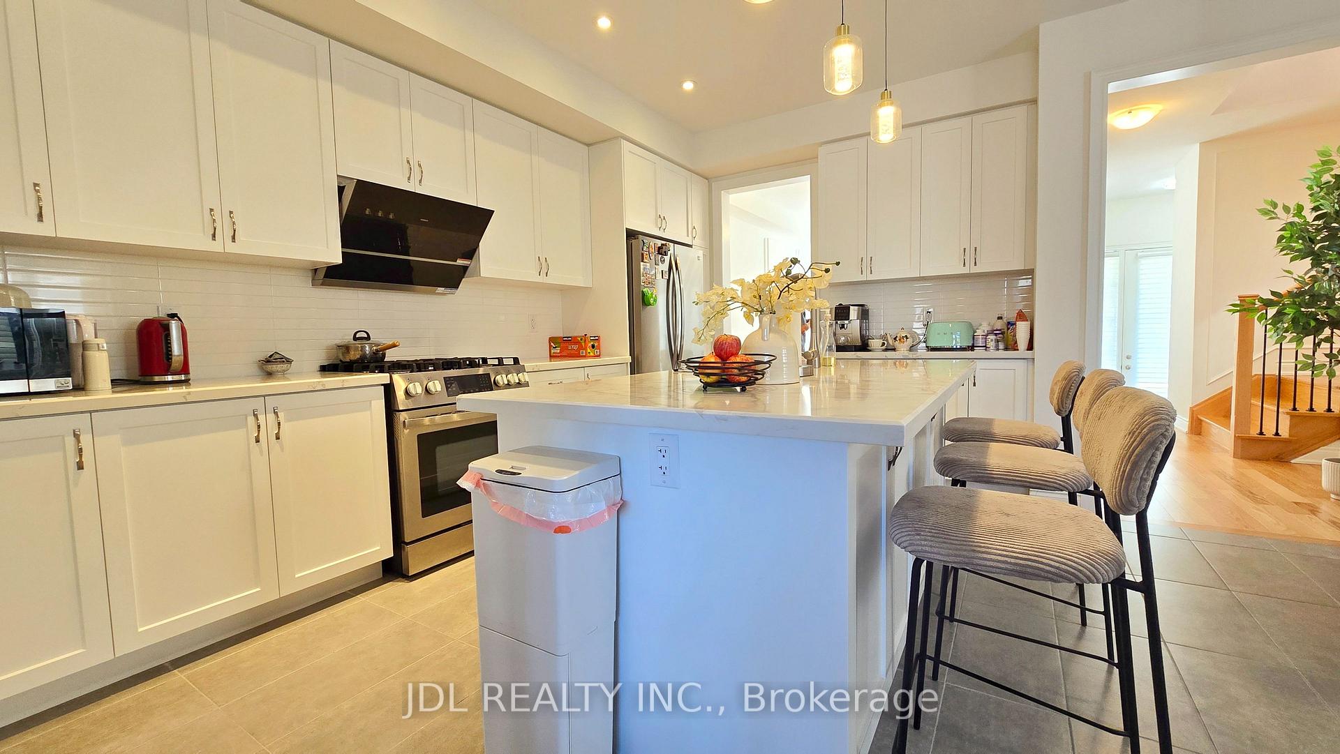 Photo 10 of 87 Albert Newell Drive, Markham, Cornell — HOMEH