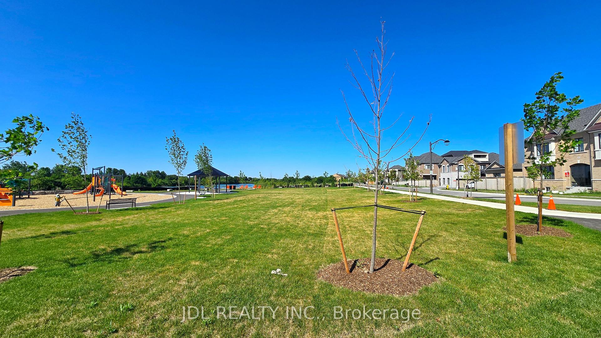 Photo 33 of 87 Albert Newell Drive, Markham, Cornell — HOMEH