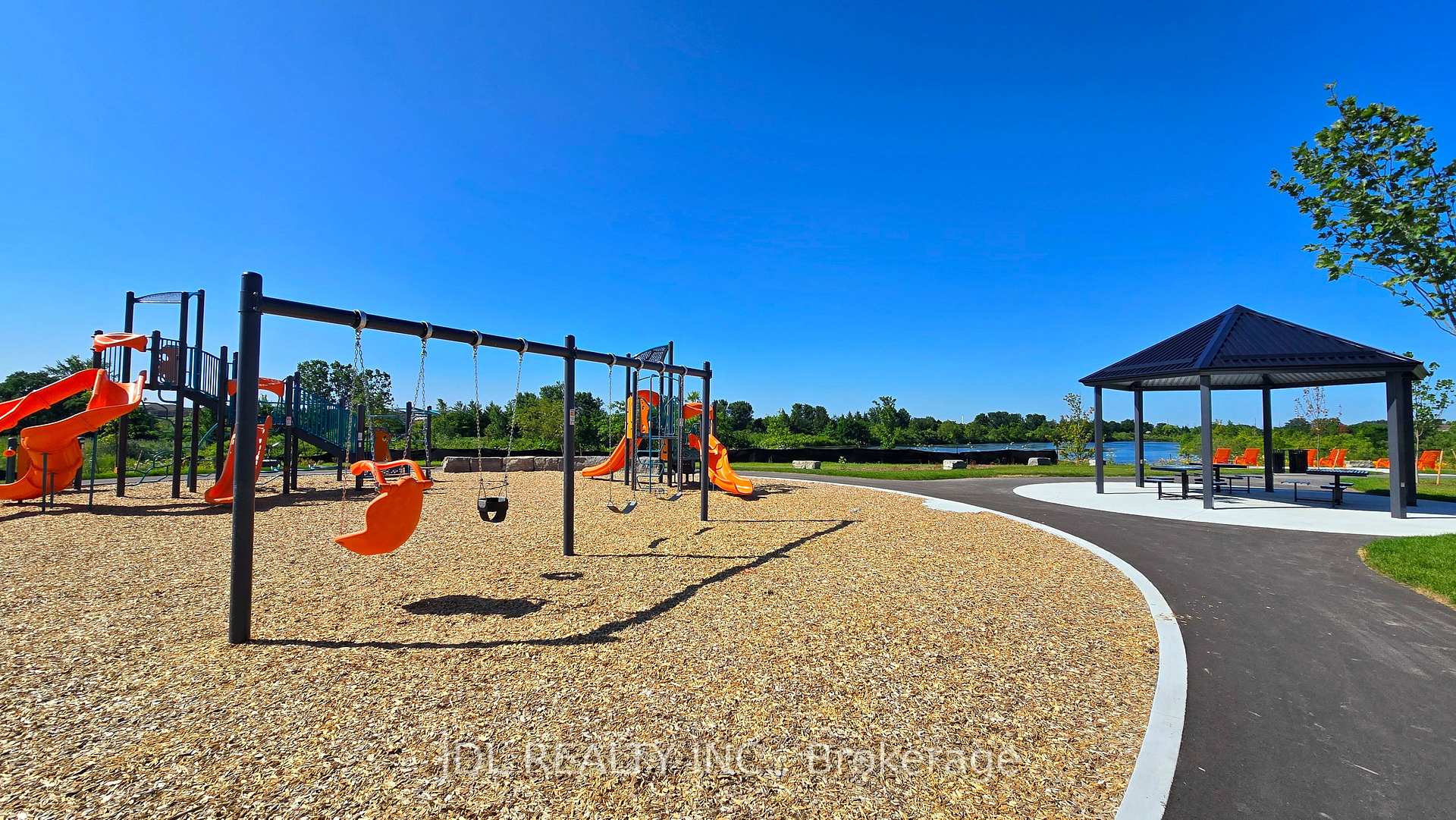 Photo 34 of 87 Albert Newell Drive, Markham, Cornell — HOMEH