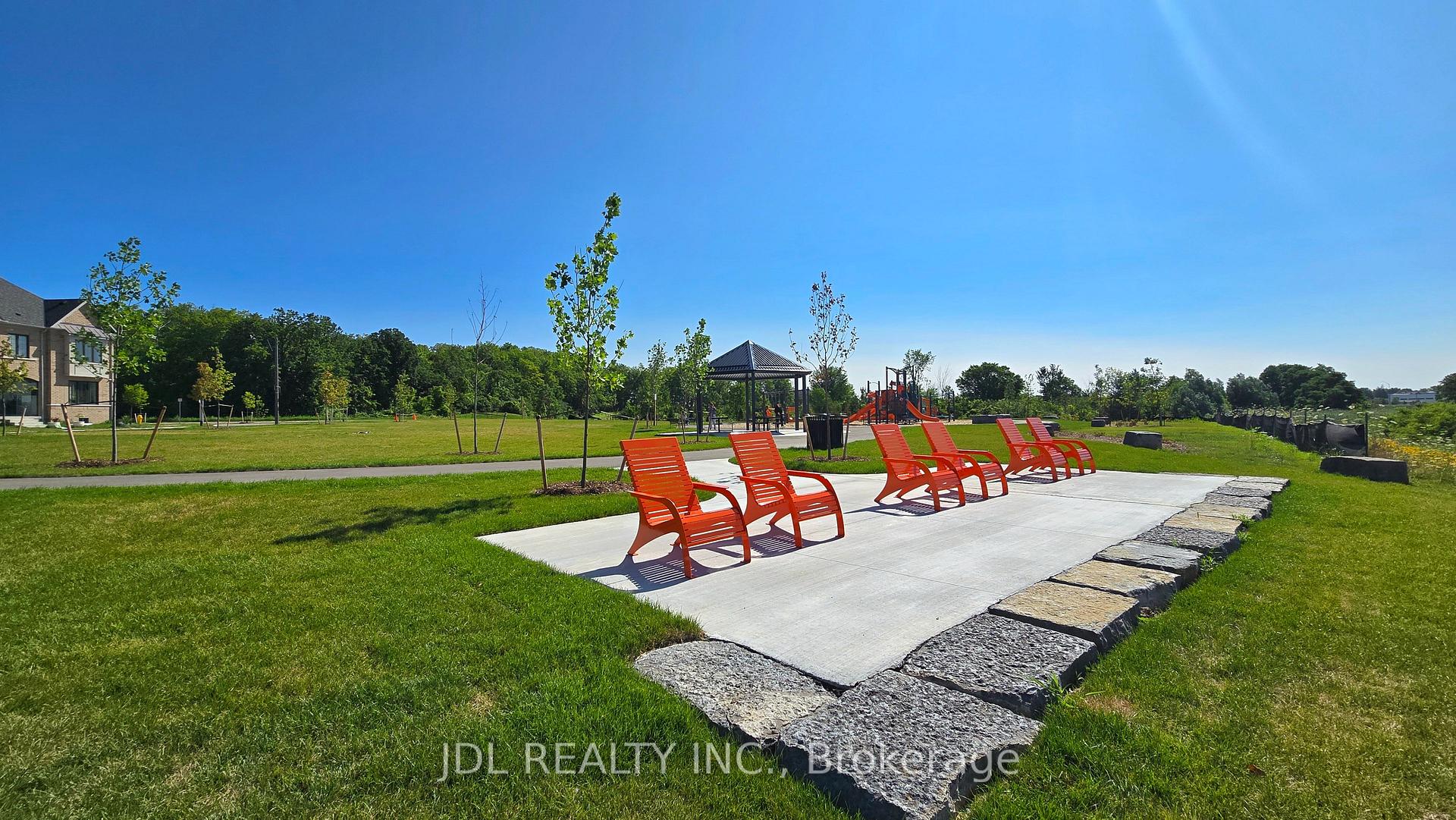 Photo 37 of 87 Albert Newell Drive, Markham, Cornell — HOMEH
