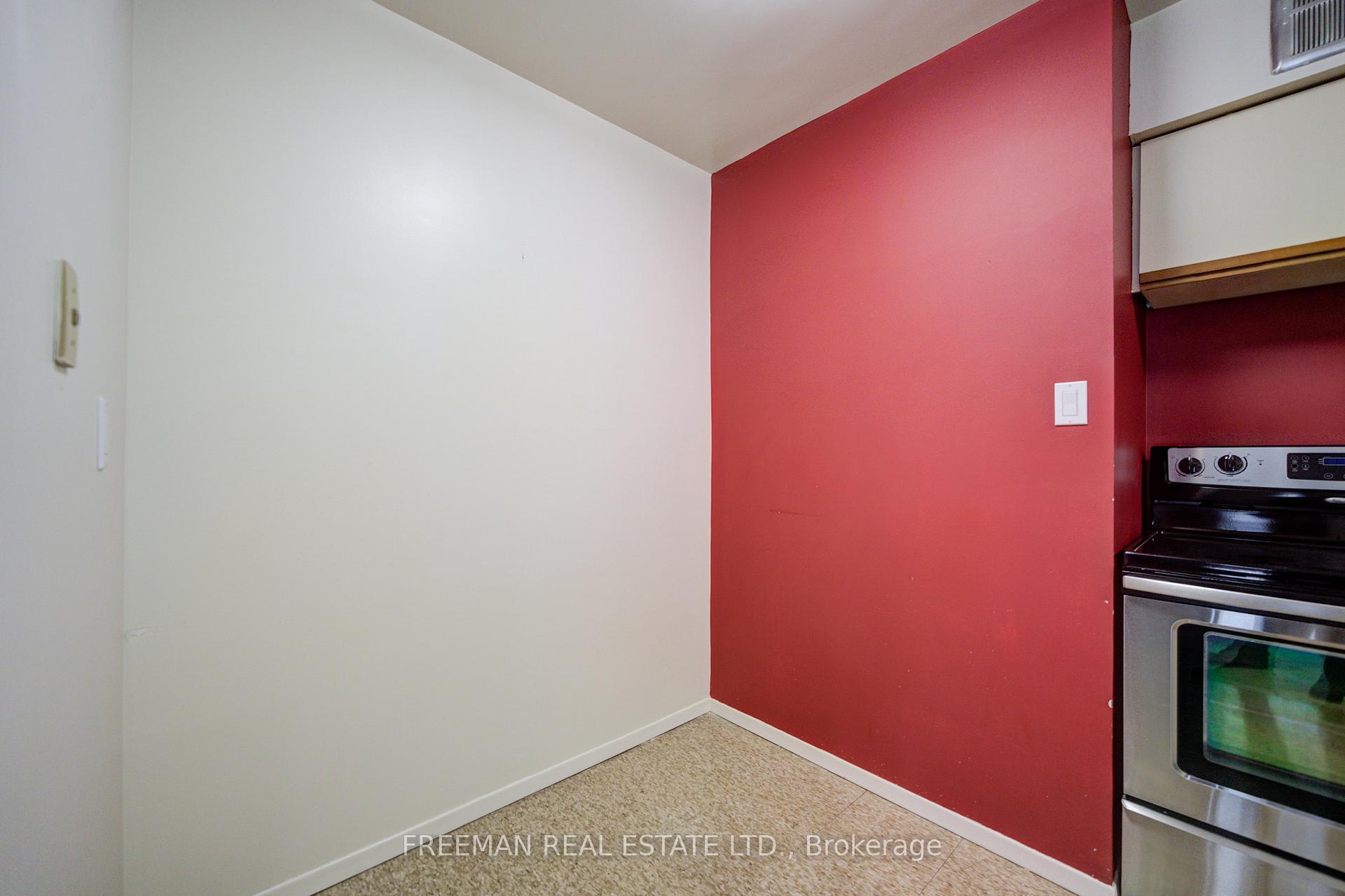 Photo 39 of Unit 2405, 633 Bay Street, Toronto, Bay Street Corridor — HOMEH