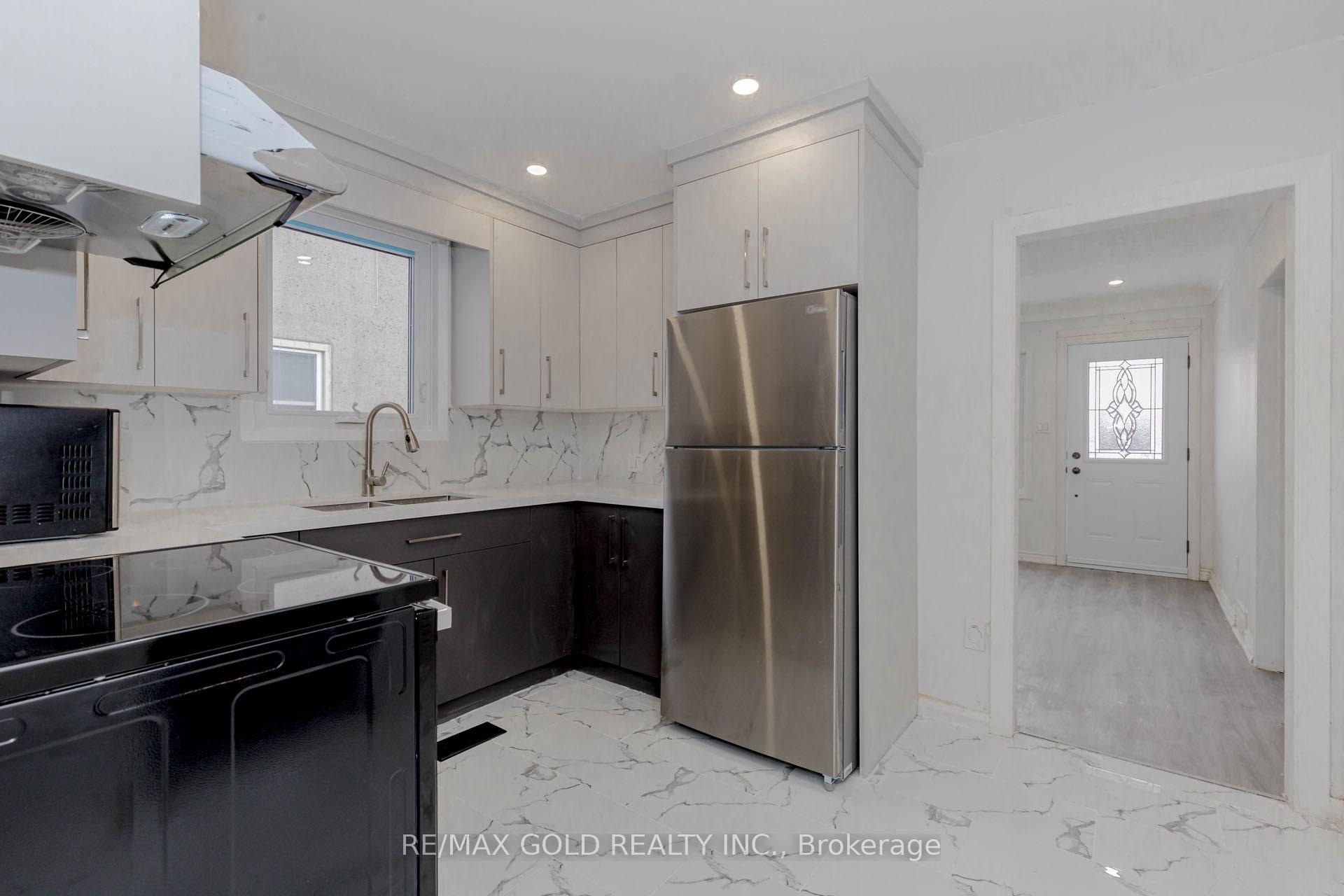 Photo 7 of 55 Hamilton Street, St. Catharines, Western Hill — HOMEH