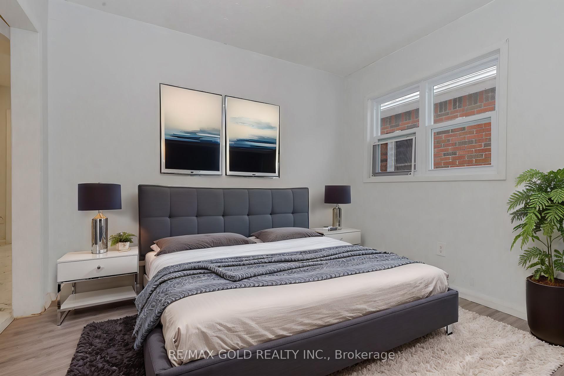 Photo 12 of 55 Hamilton Street, St. Catharines, Western Hill — HOMEH