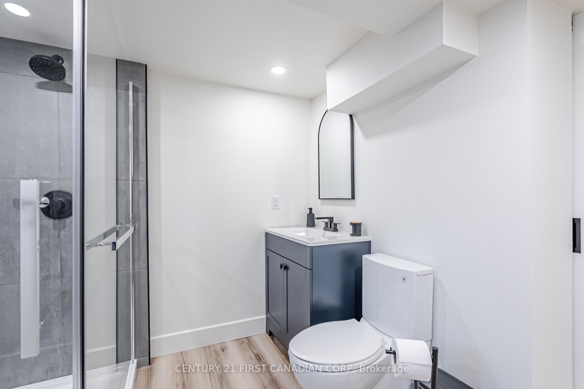 Photo 23 of 36 Edgewood Drive, Kitchener, Cherry Hill — HOMEH