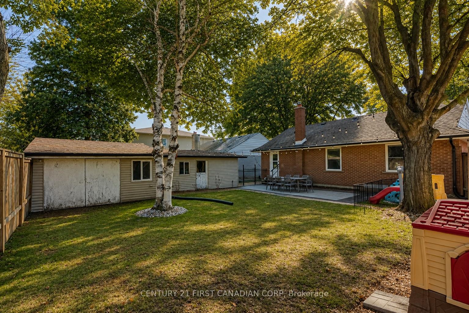 Photo 28 of 36 Edgewood Drive, Kitchener, Cherry Hill — HOMEH