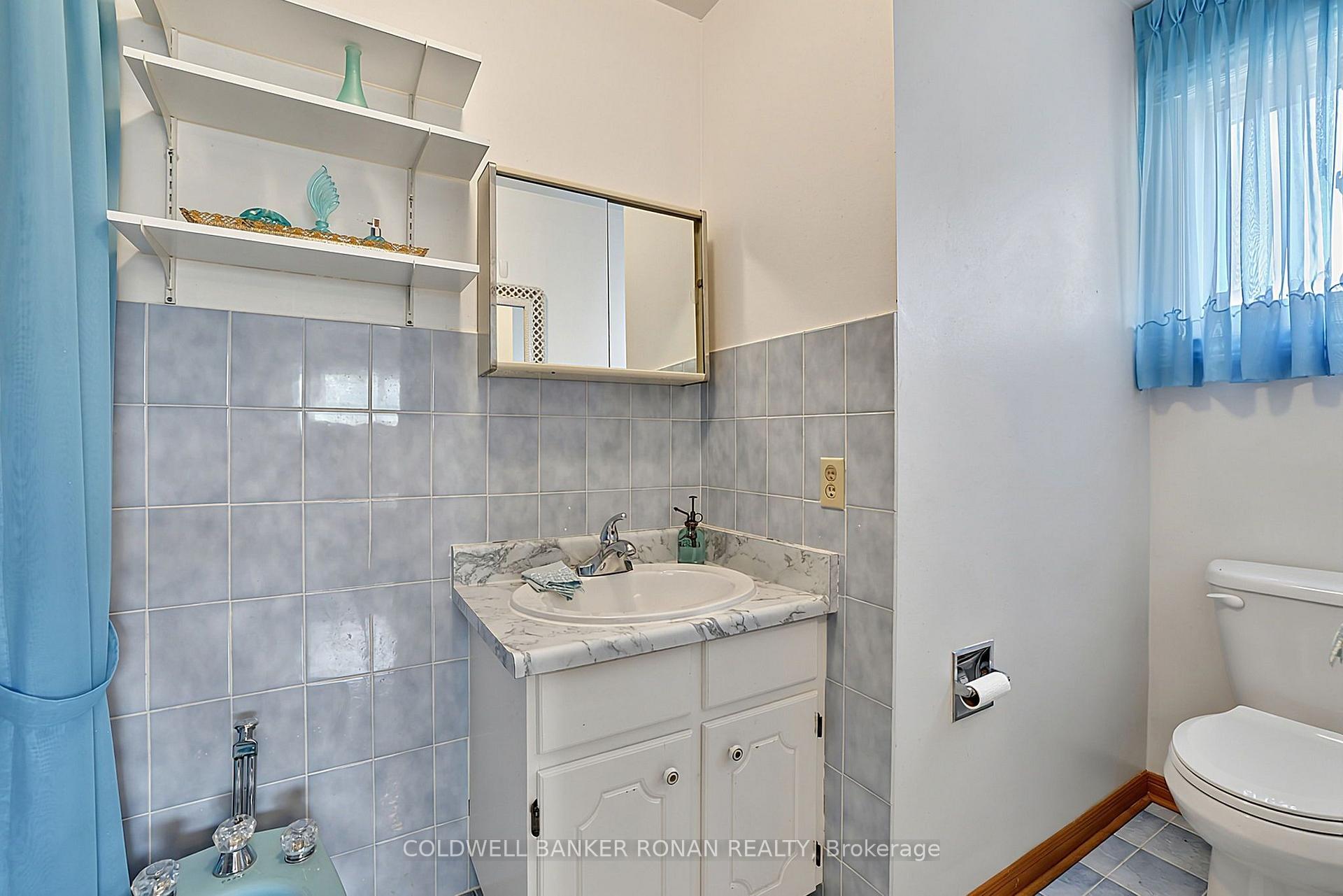 Photo 22 of 33 Marevan Place, Vaughan, East Woodbridge — HOMEH