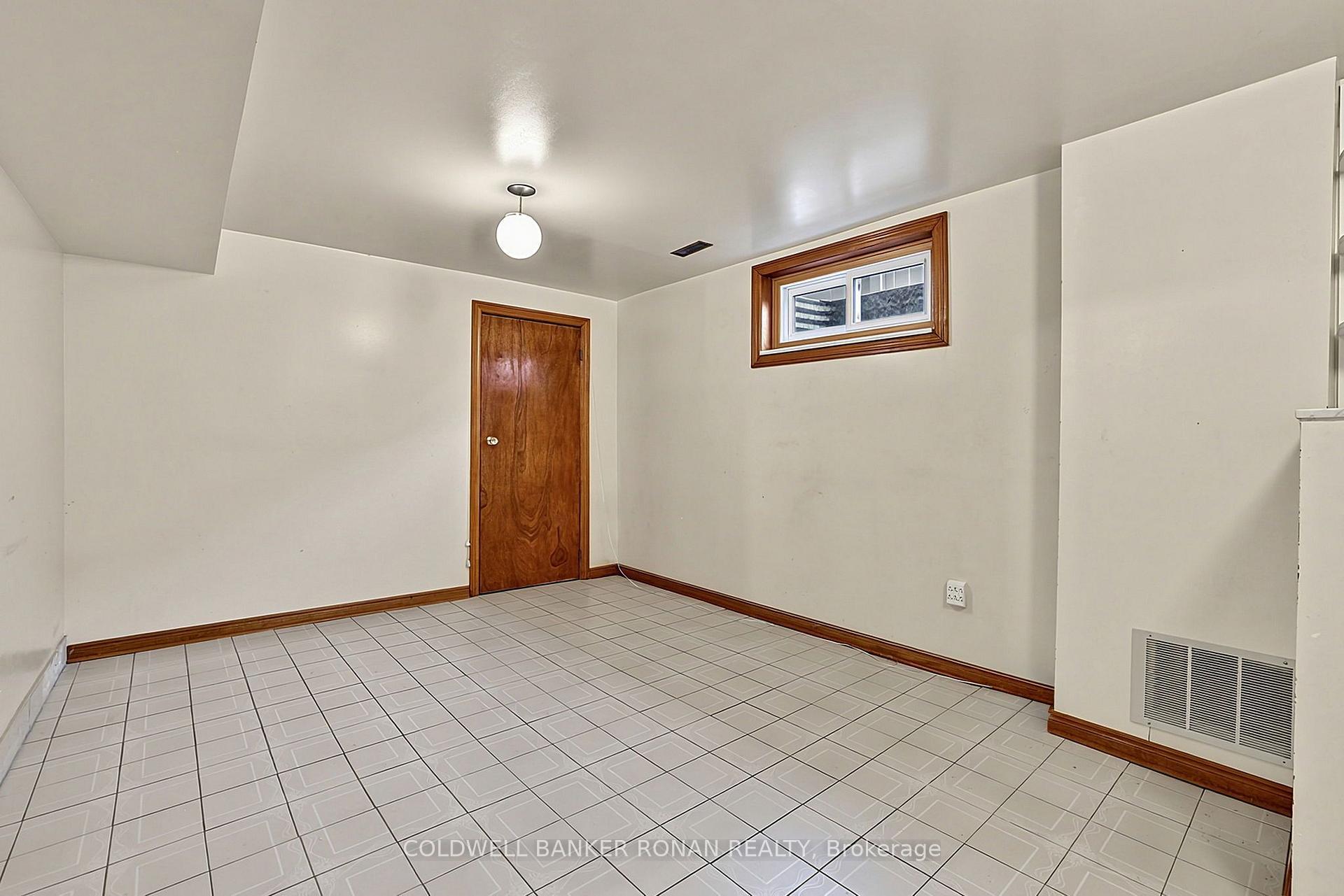 Photo 33 of 33 Marevan Place, Vaughan, East Woodbridge — HOMEH