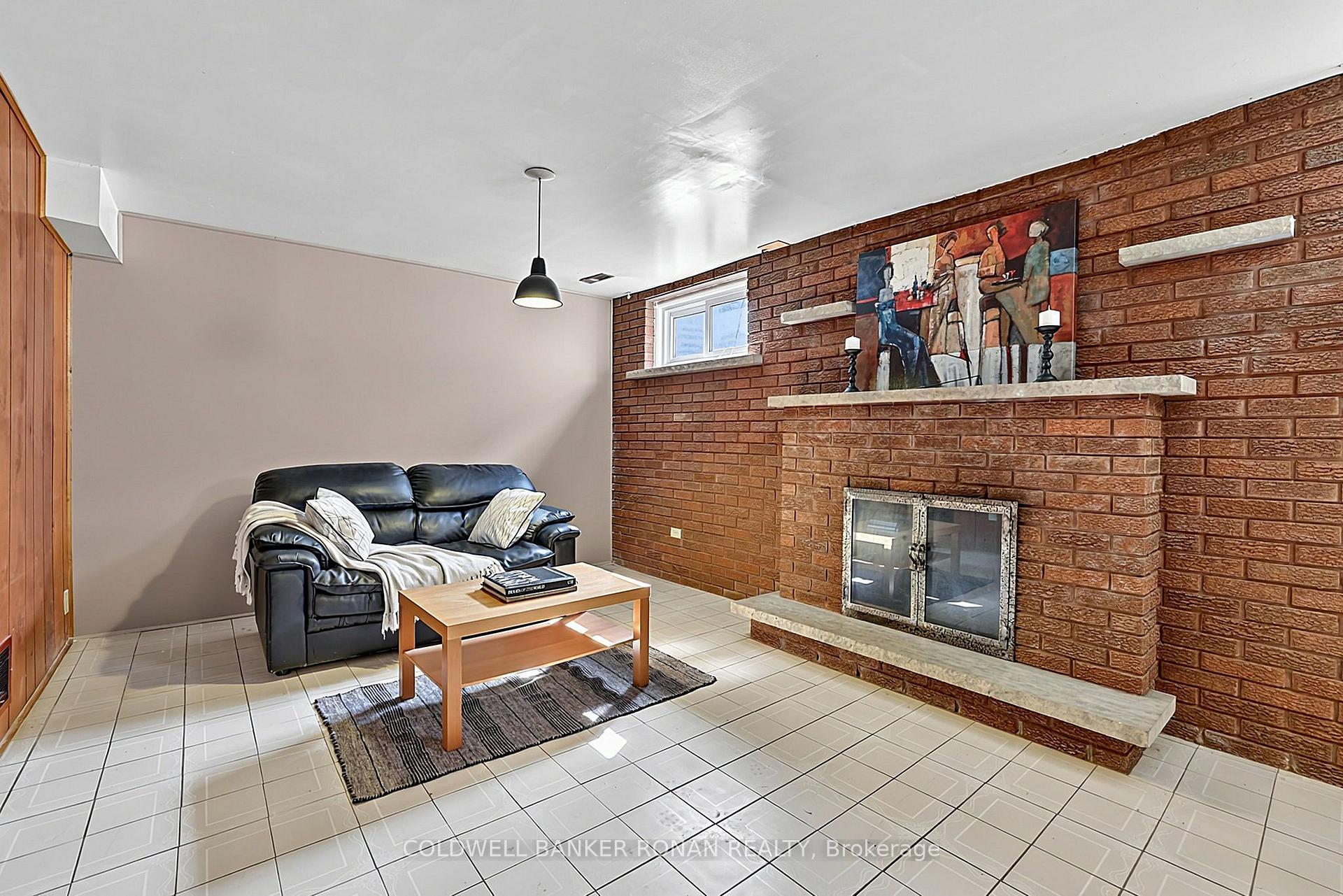 Photo 35 of 33 Marevan Place, Vaughan, East Woodbridge — HOMEH