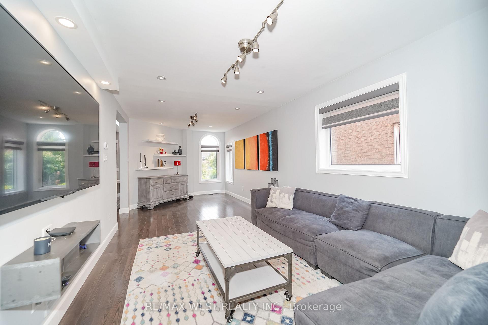 Photo 8 of 7206 Terragar Boulevard, Mississauga, Lisgar — HOMEH
