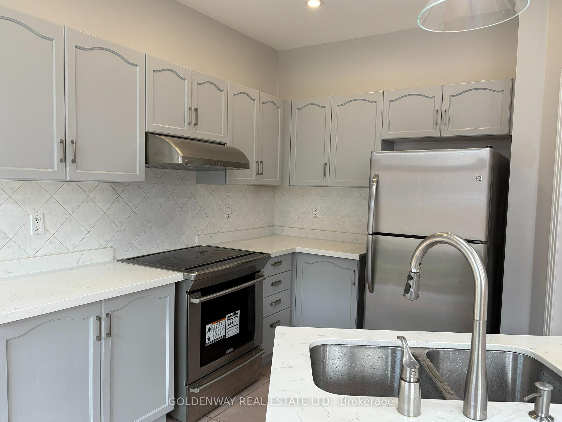 Photo 7 of 34 Whitford Road, Markham, Cachet — HOMEH