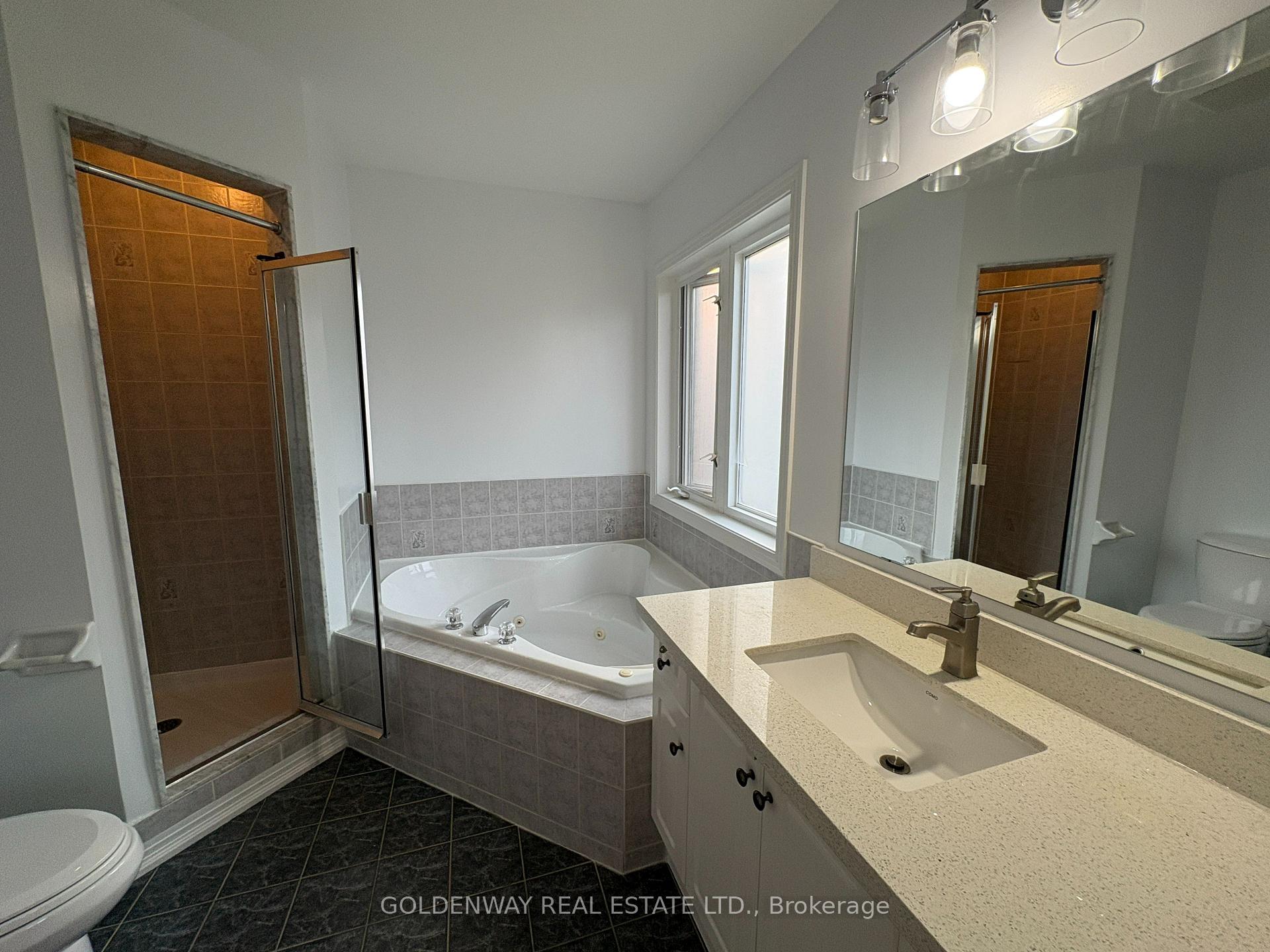 Photo 14 of 34 Whitford Road, Markham, Cachet — HOMEH